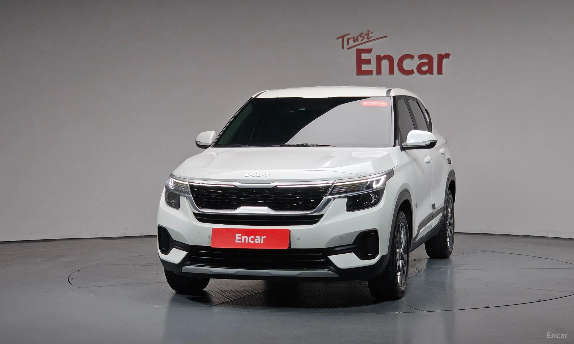 Kia Seltos превью 3