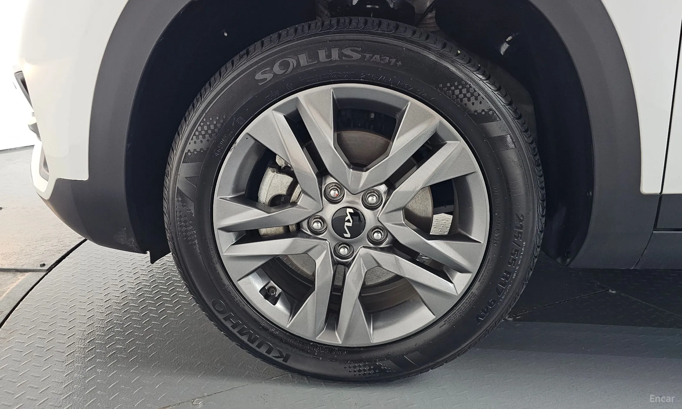 Kia Seltos превью 5