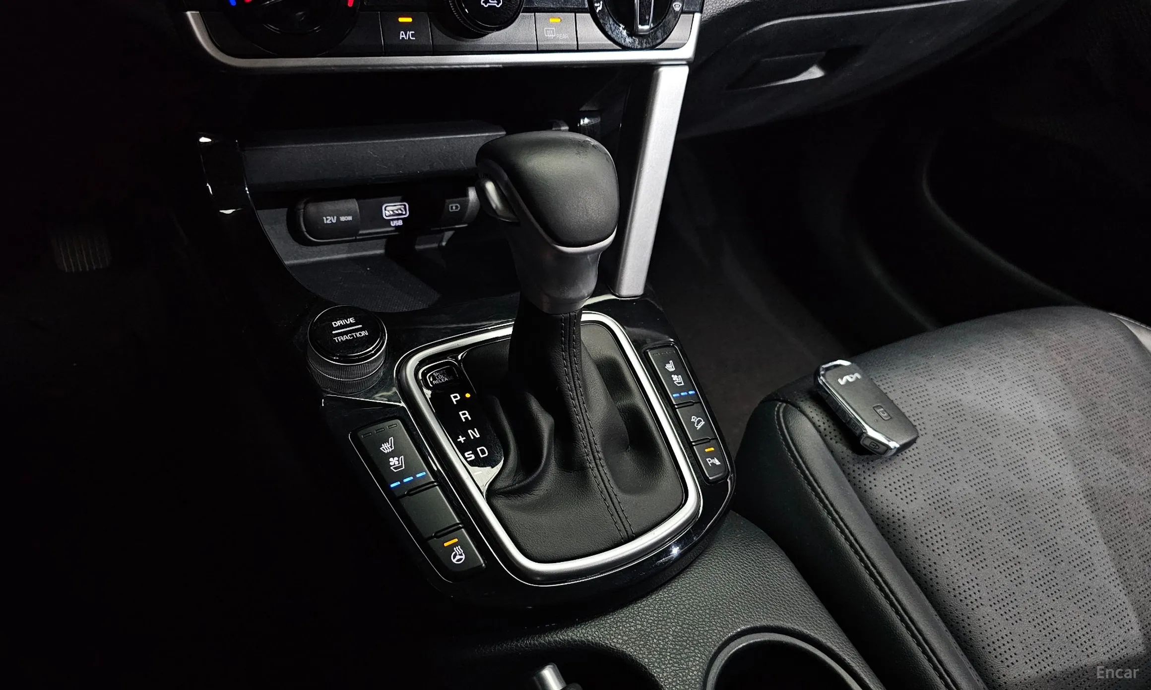 Kia Seltos превью 9