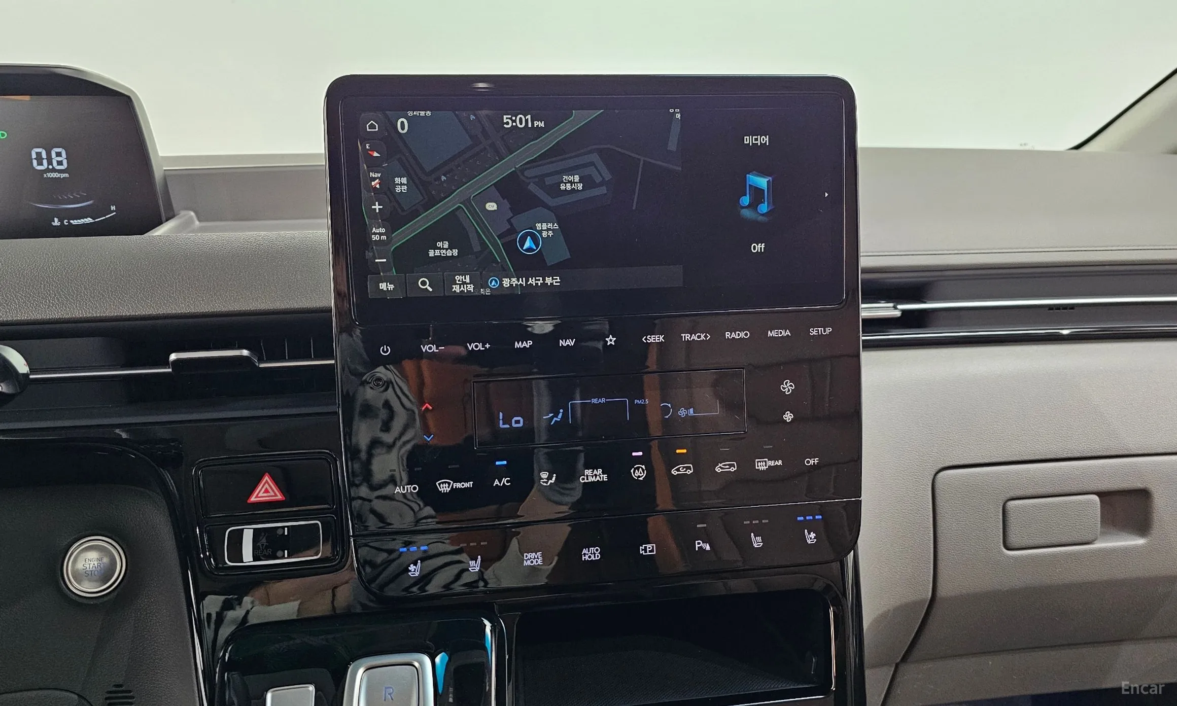 Hyundai Staria превью 15