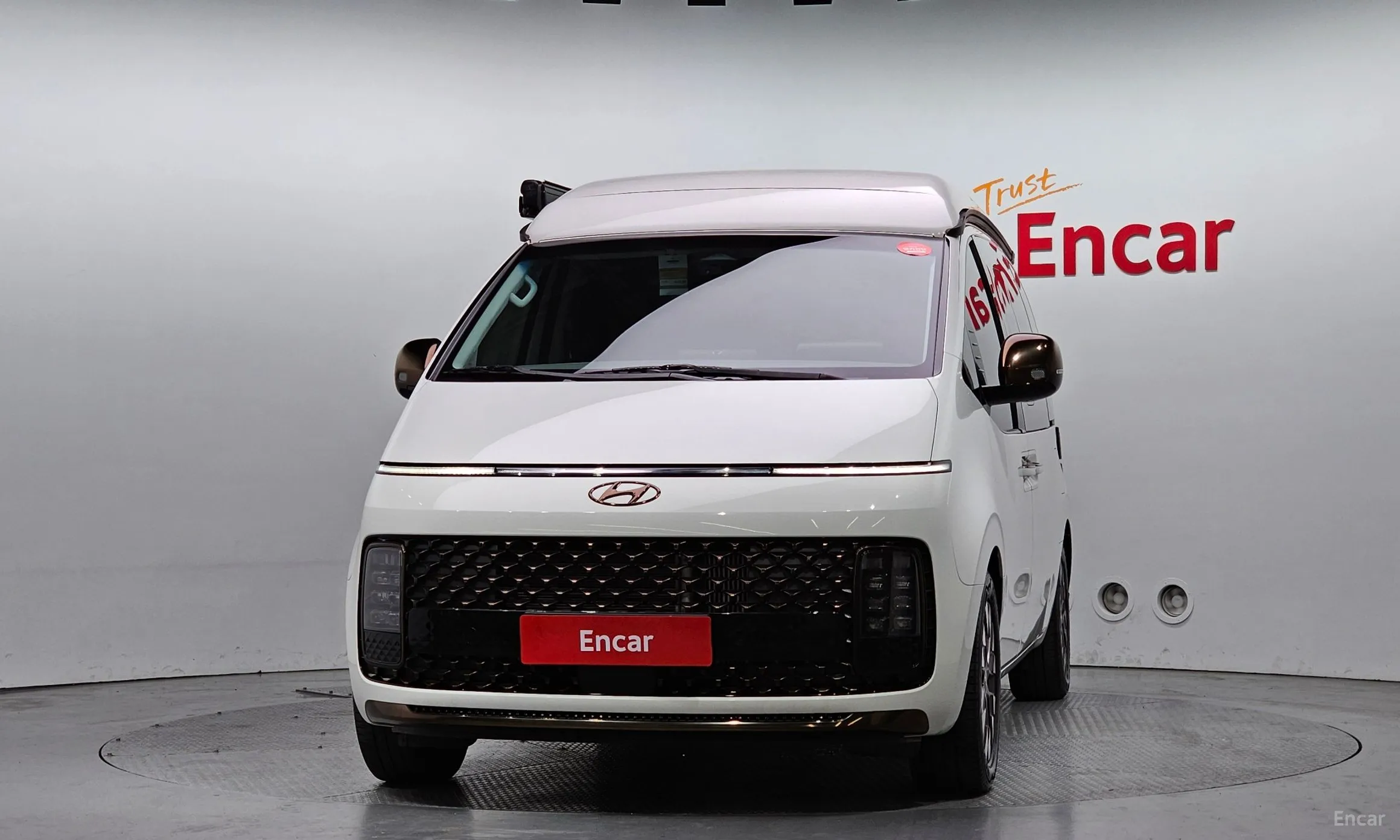 Hyundai Staria превью 3
