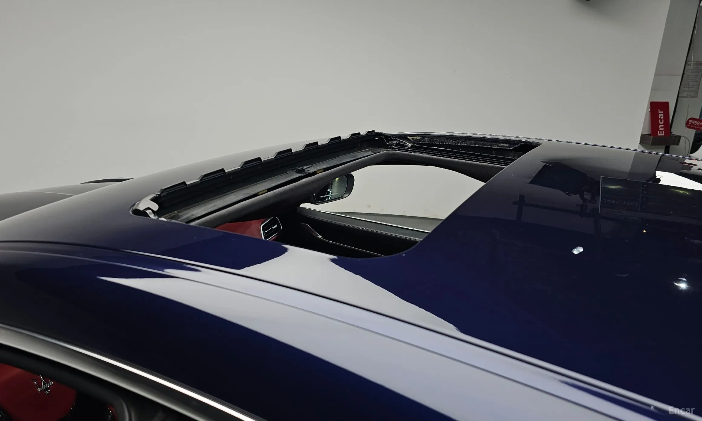 Maserati Ghibli превью 16