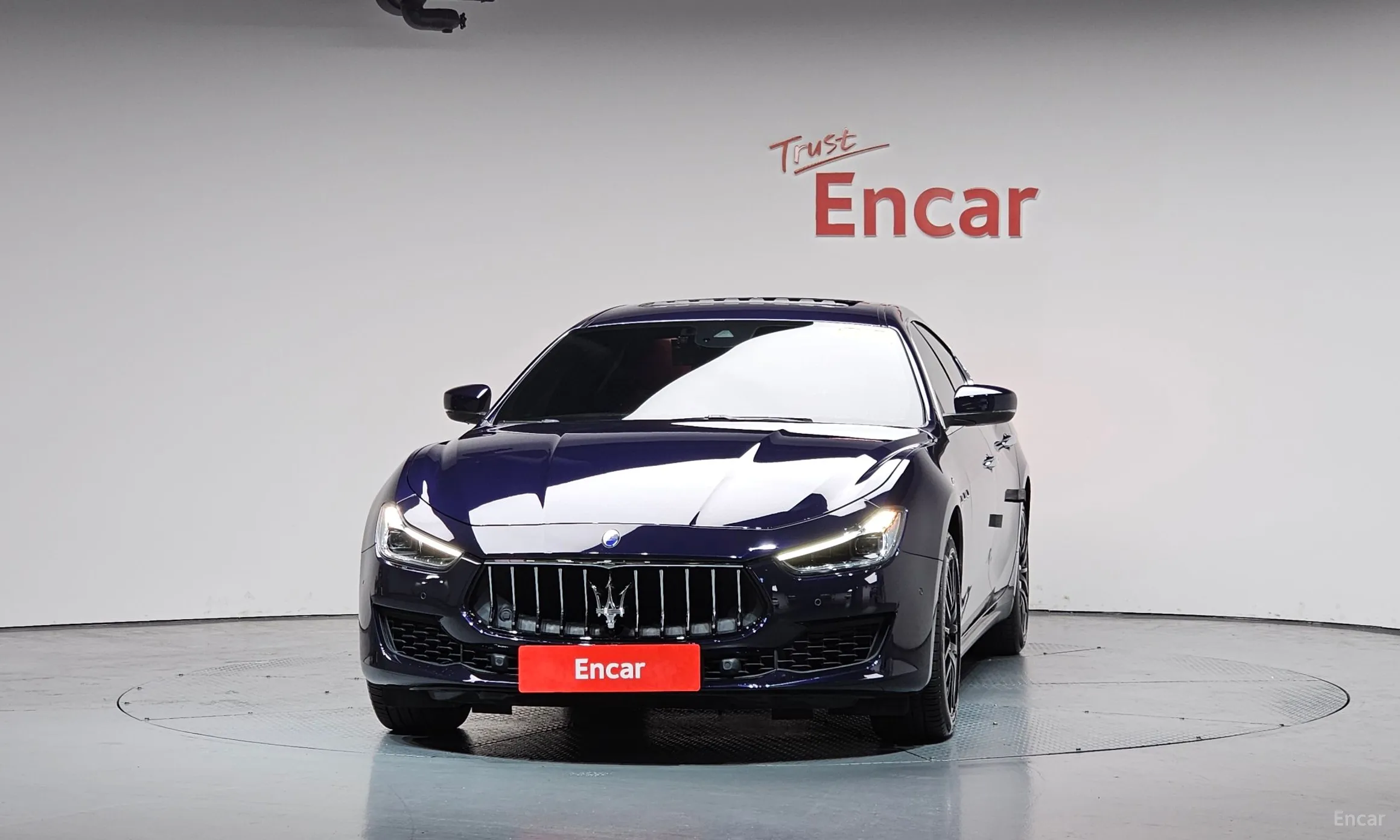 Maserati Ghibli превью 3