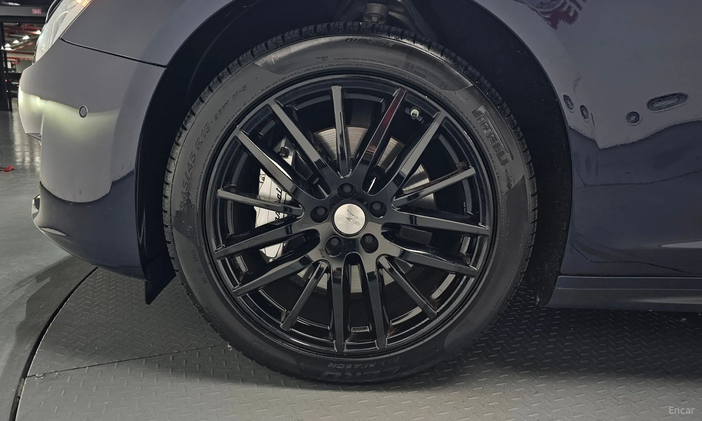 Maserati Ghibli превью 5