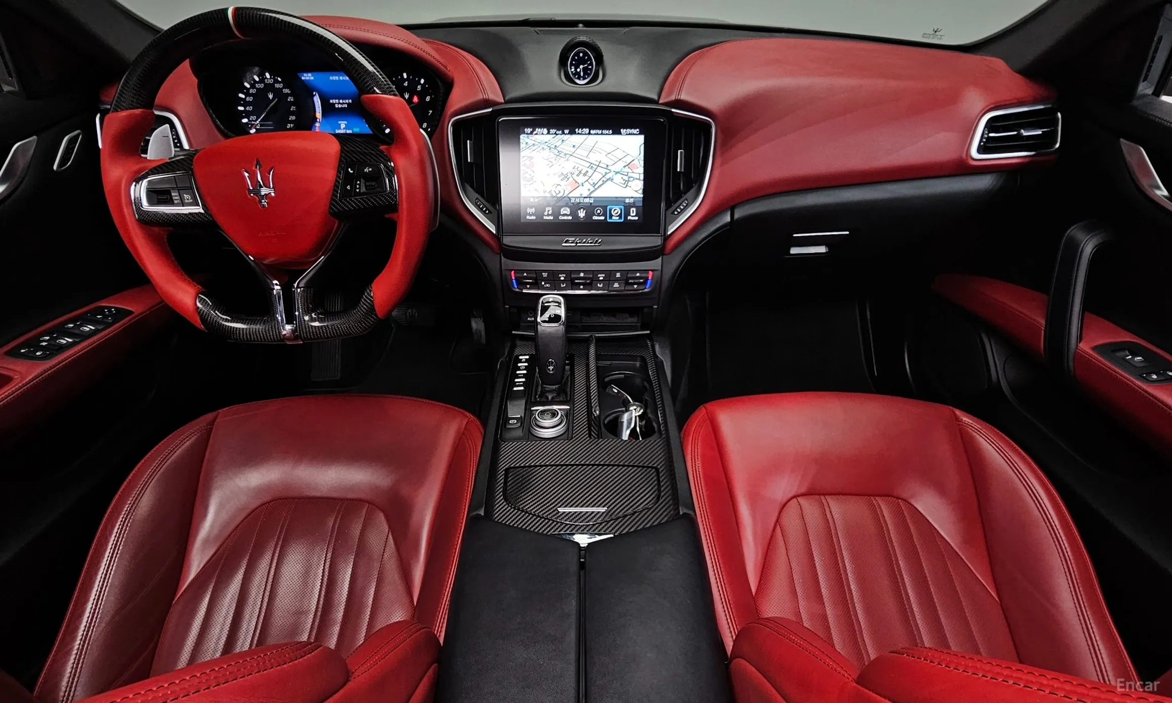 Maserati Ghibli превью 7