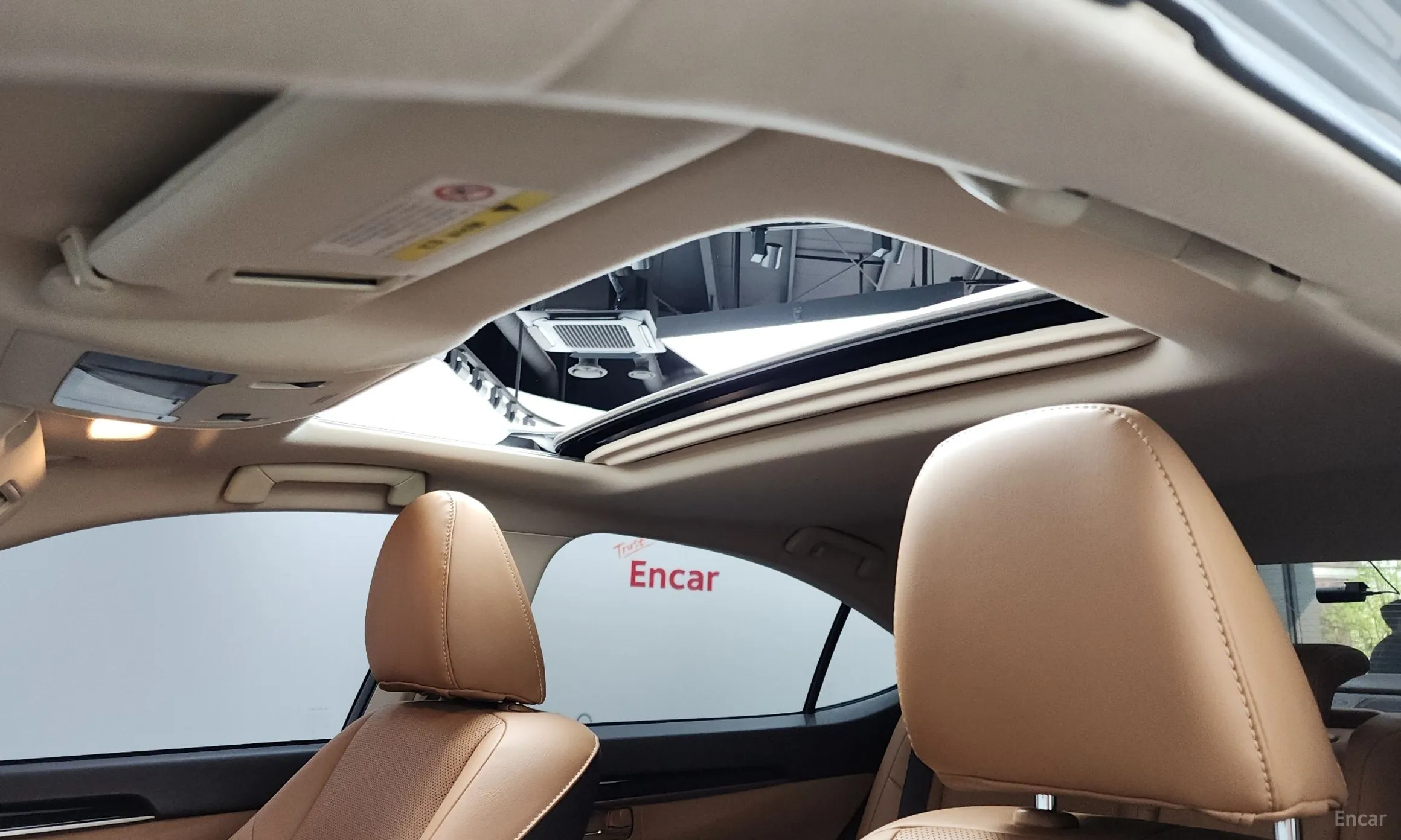 Lexus New ES300h превью 19