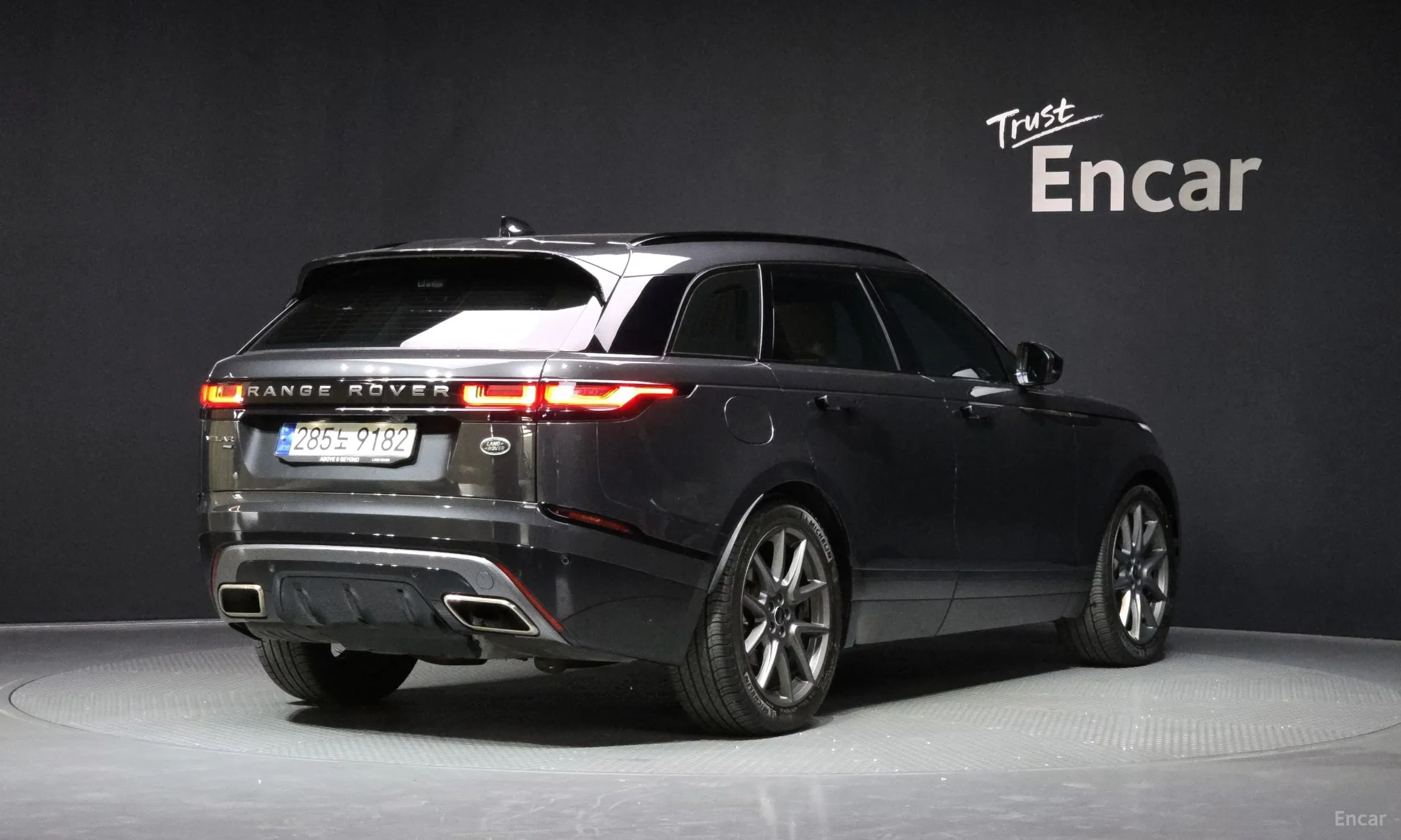 Land Rover Range Rover Bella