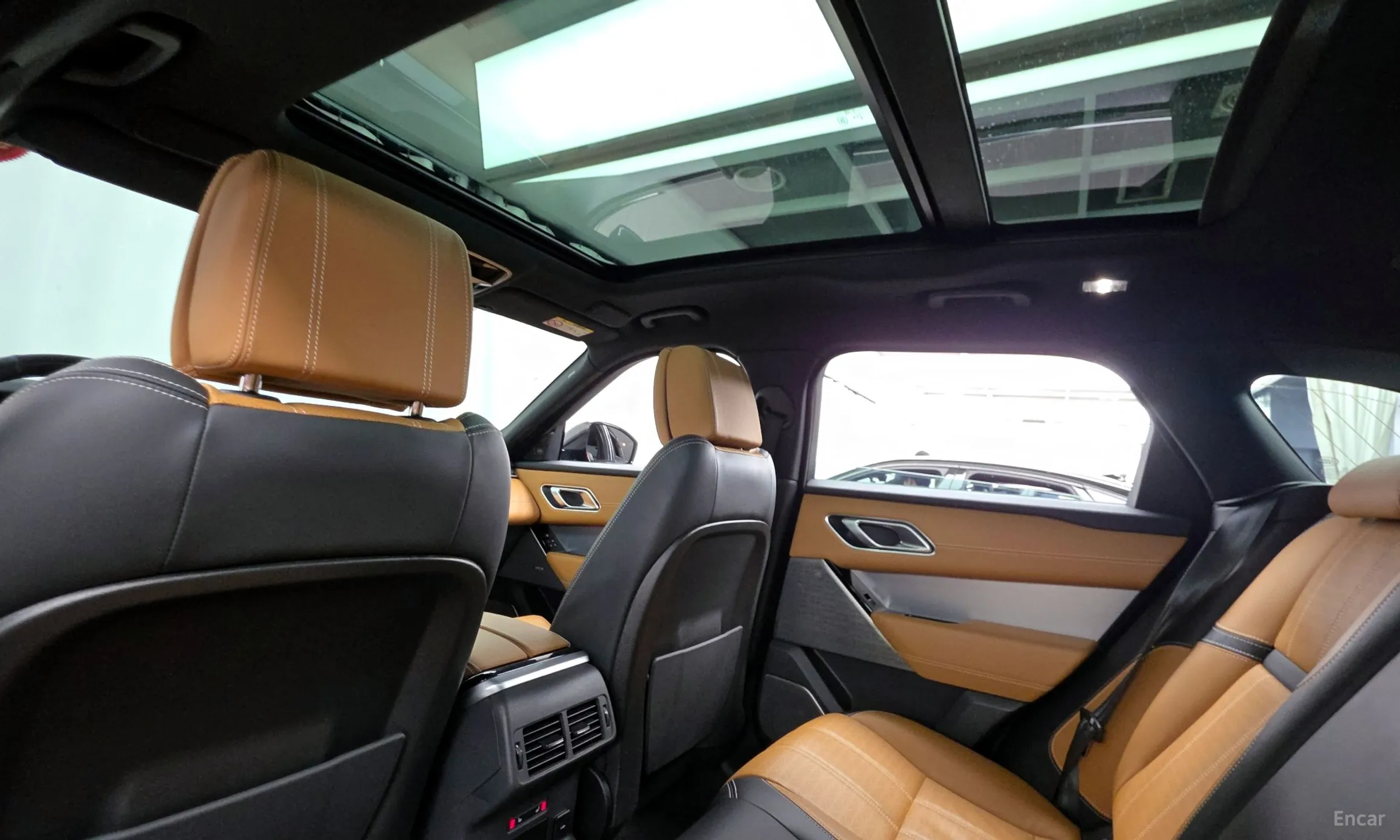 Land Rover Range Rover Bella превью 18
