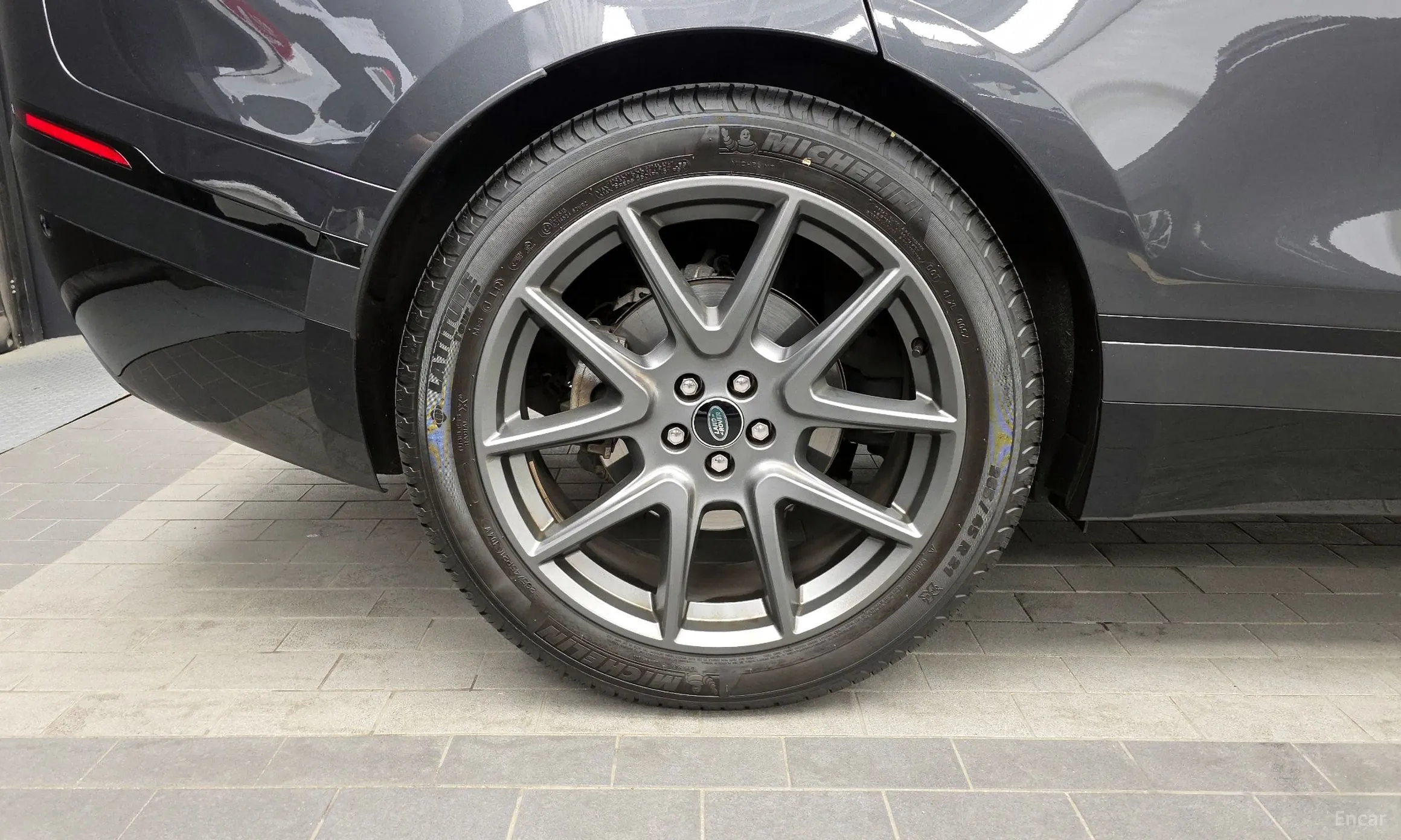 Land Rover Range Rover Bella превью 5