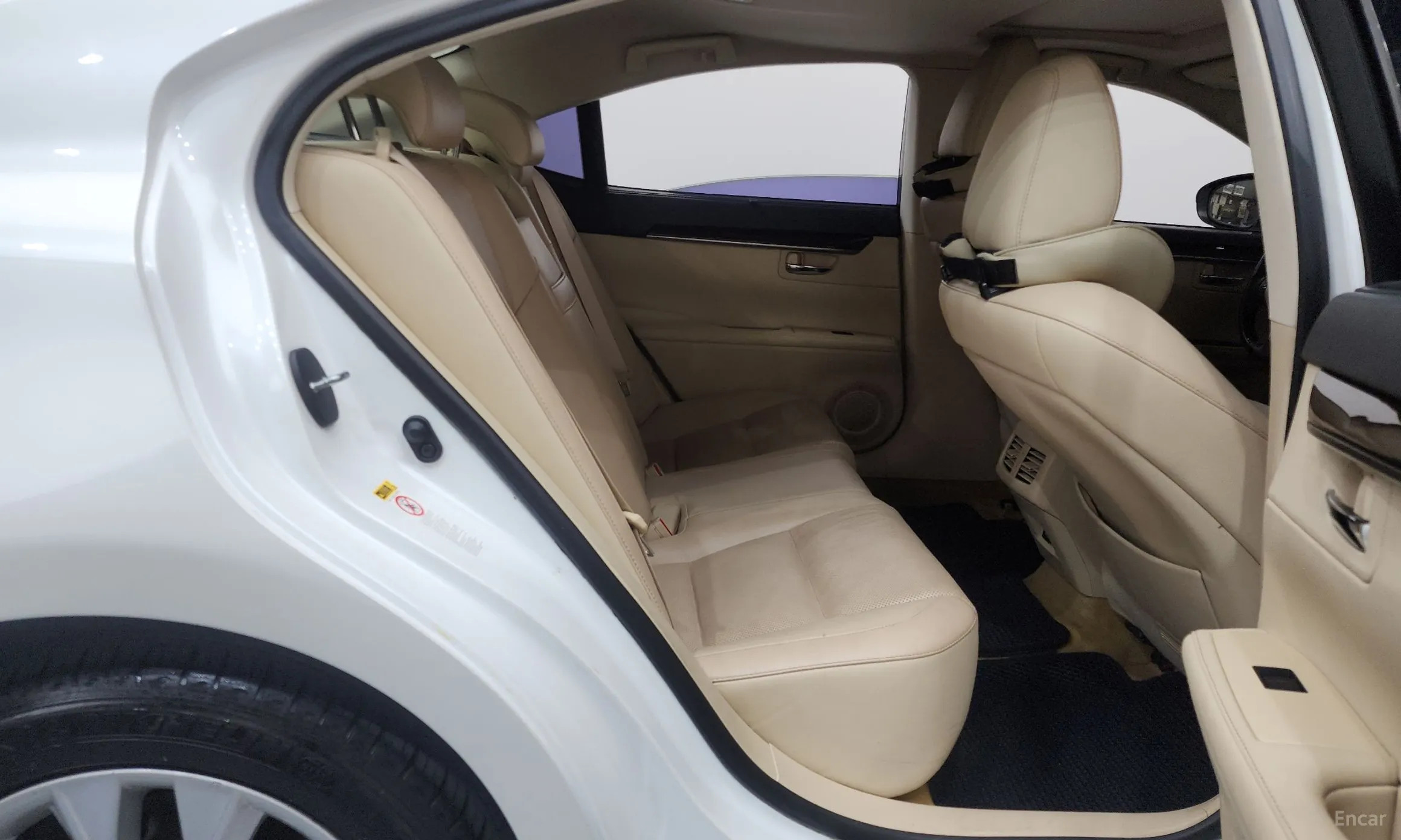 Lexus New ES300h превью 11