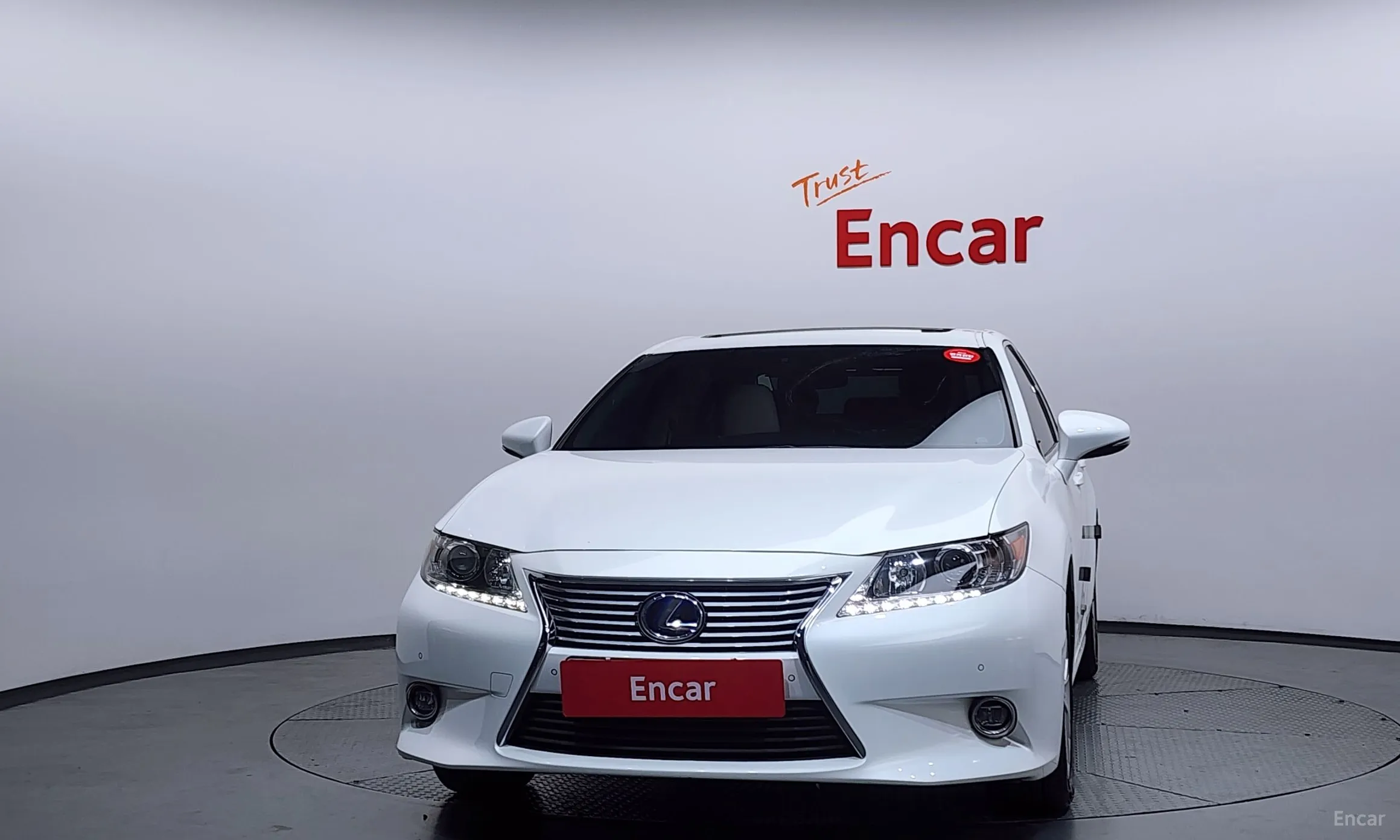 Lexus New ES300h превью 3
