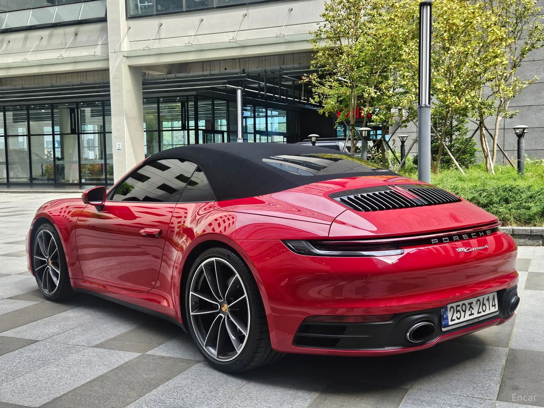 Porsche 911 (992)