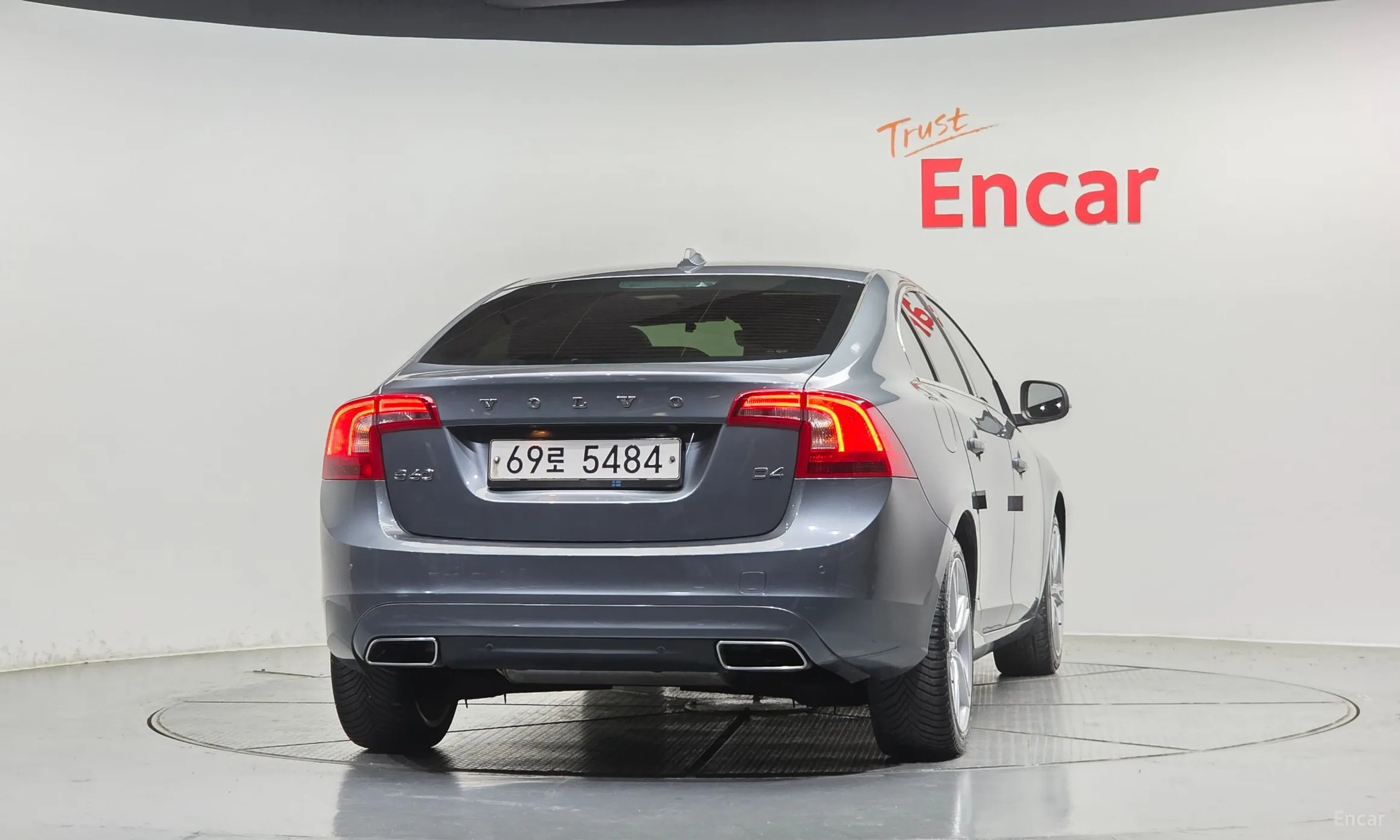 Volvo S60 превью 4