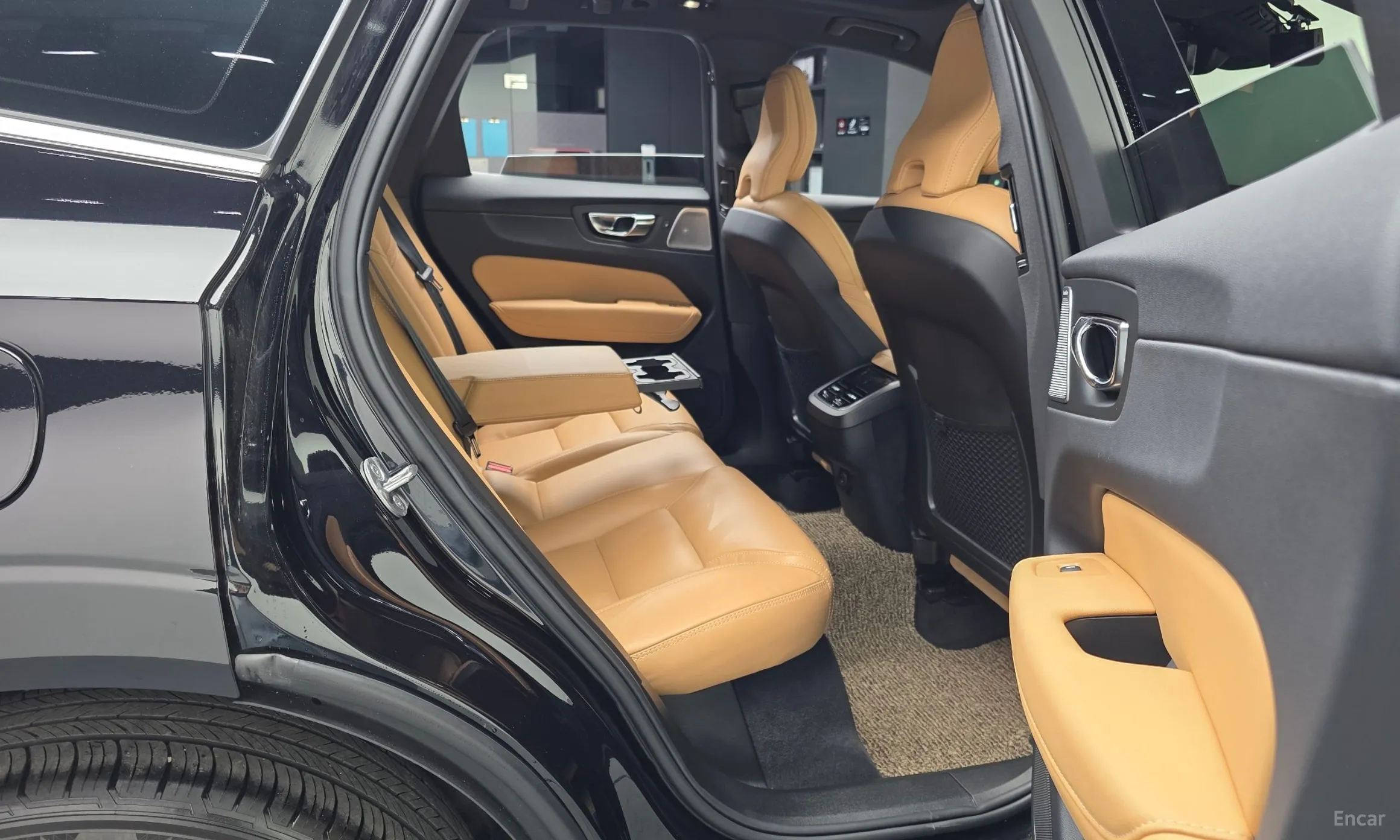 Volvo XC60 Gen 2 превью 12
