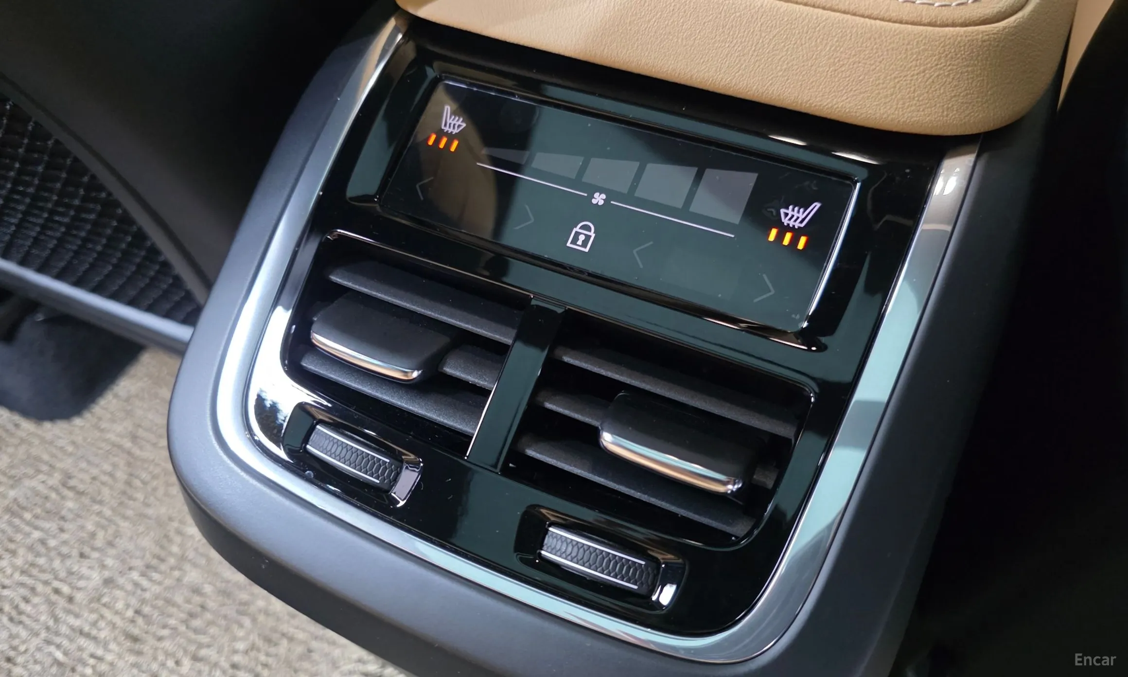 Volvo XC60 Gen 2 превью 18