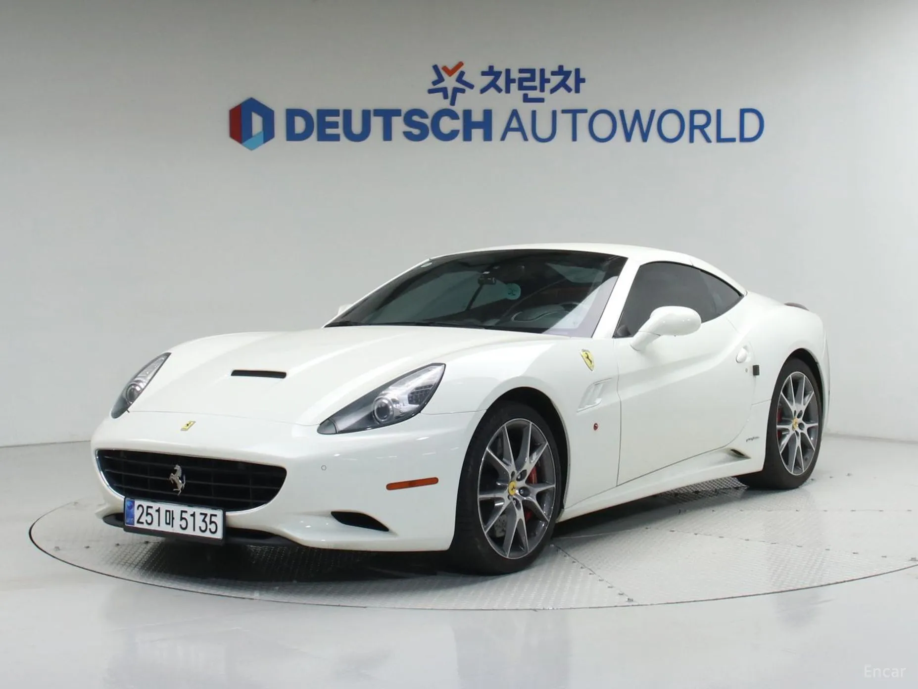 Ferrari California превью 20