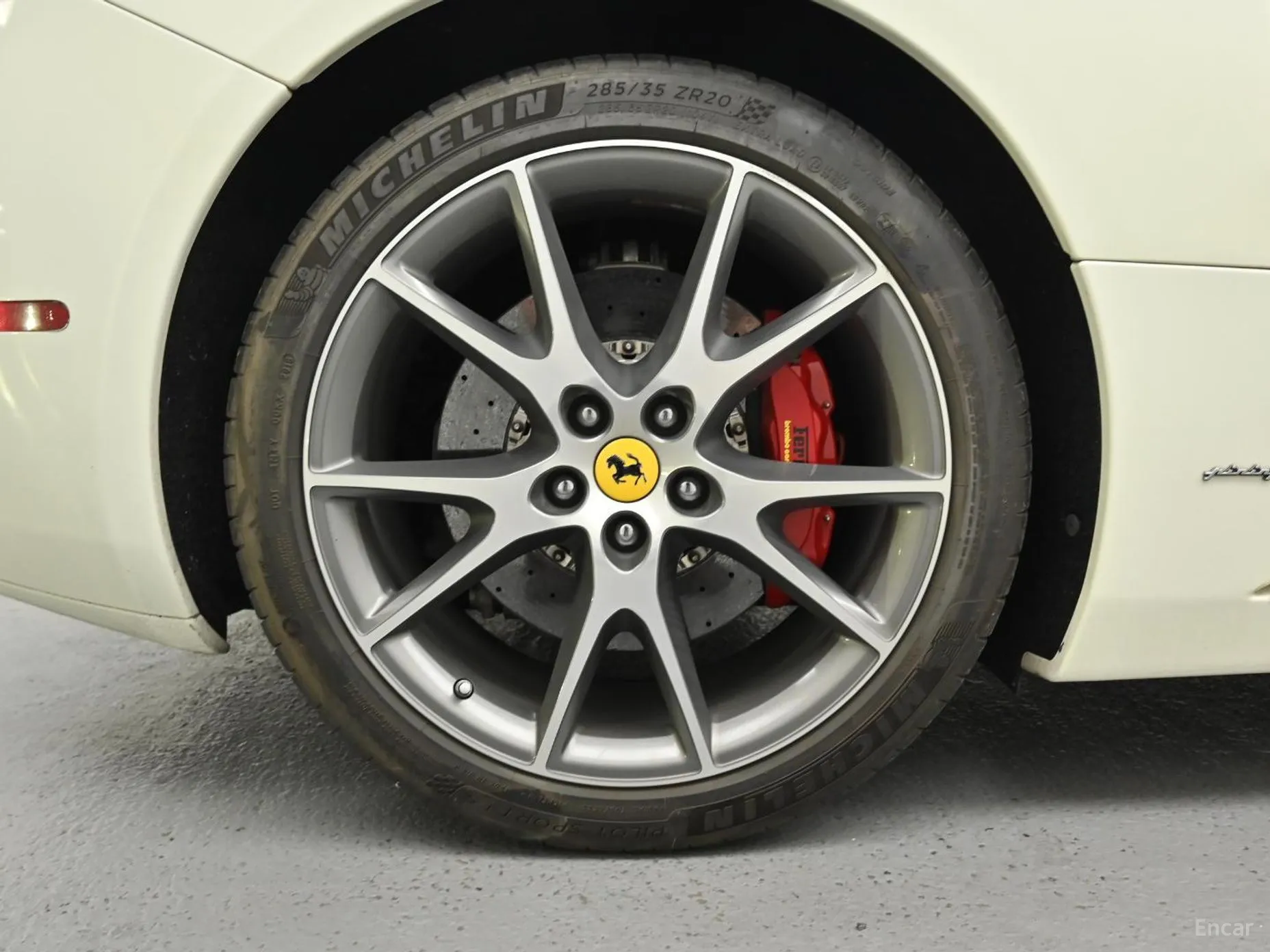 Ferrari California превью 5