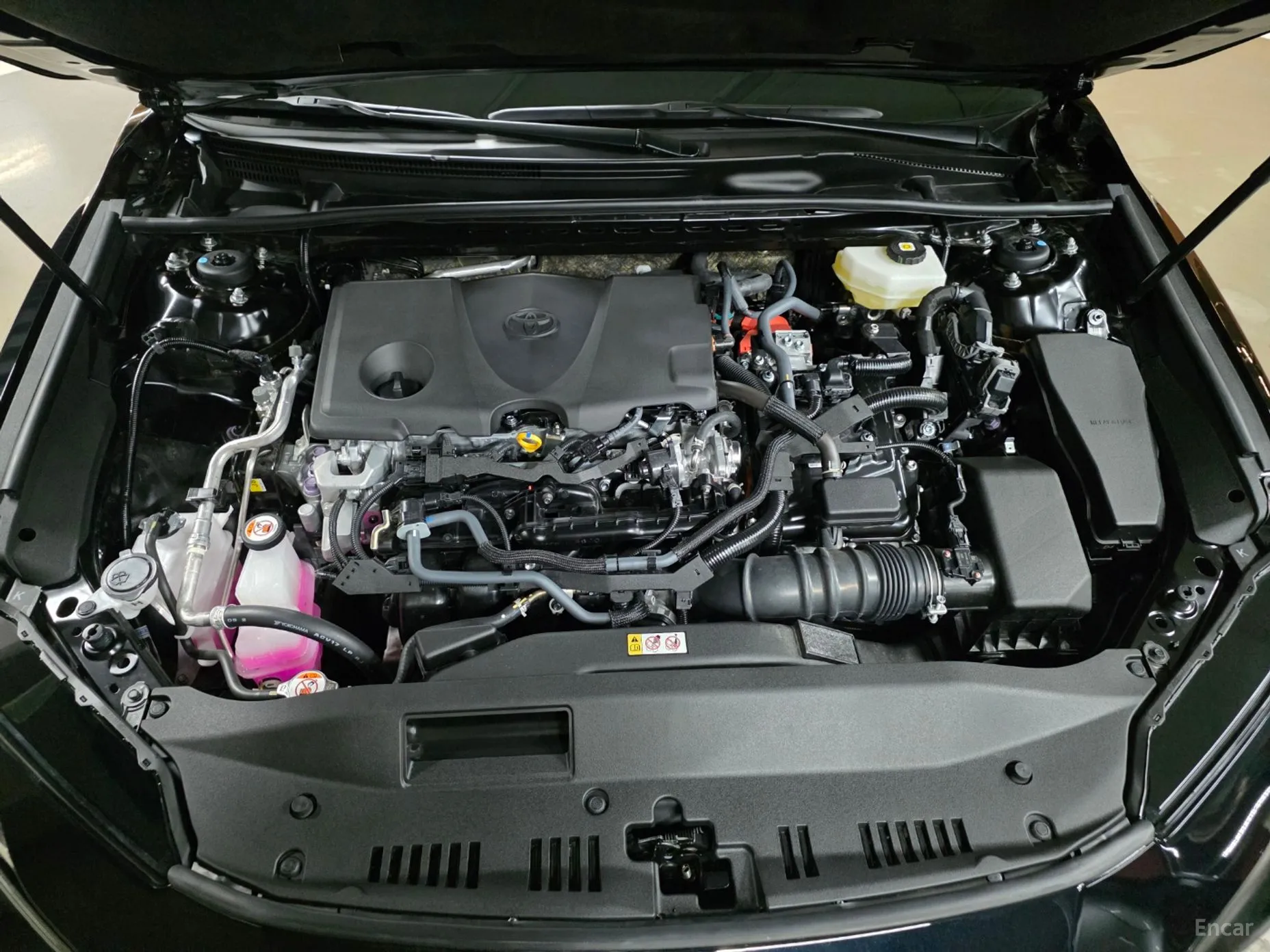 Toyota Camry (XV80) превью 17