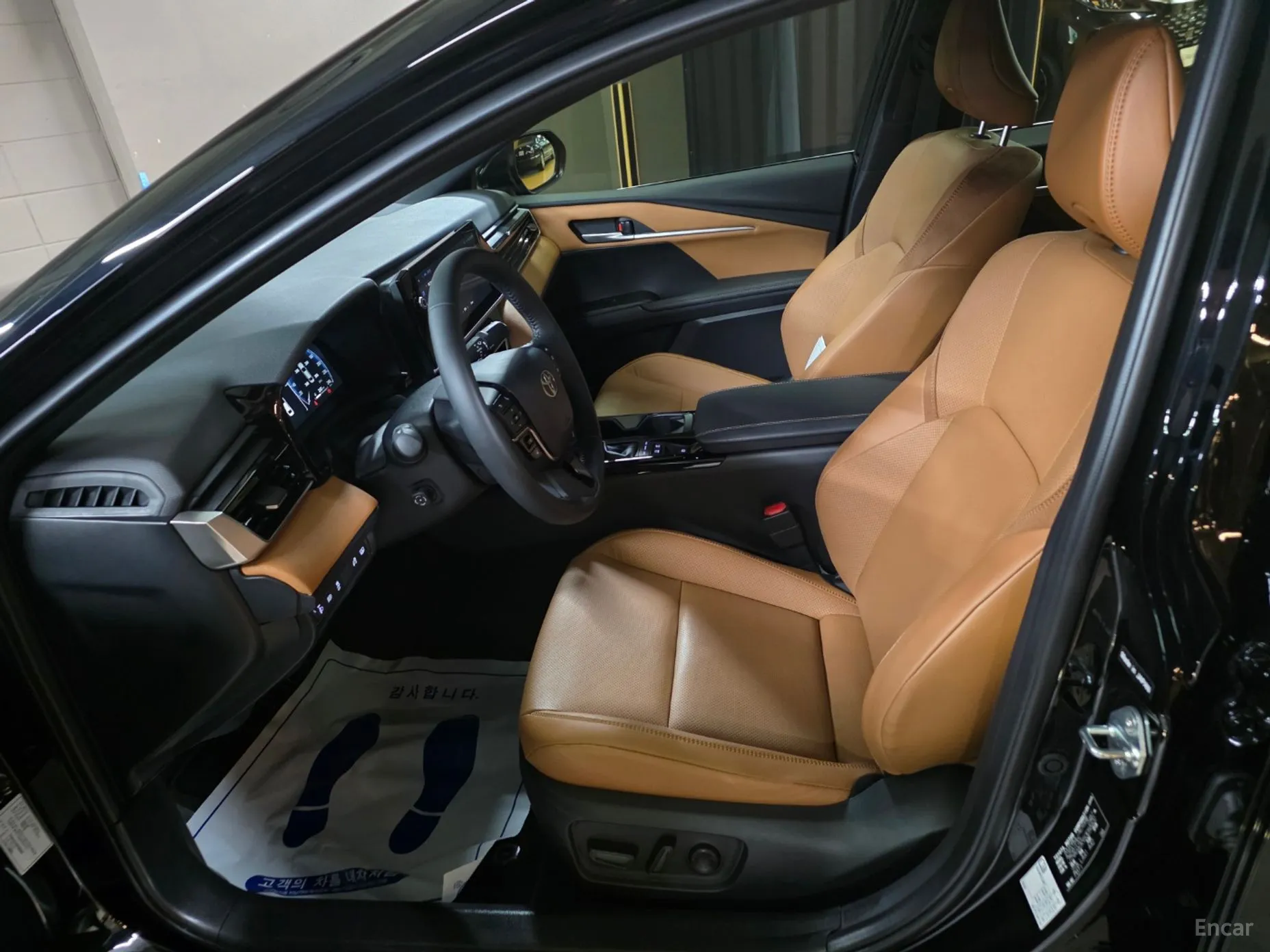 Toyota Camry (XV80) превью 7
