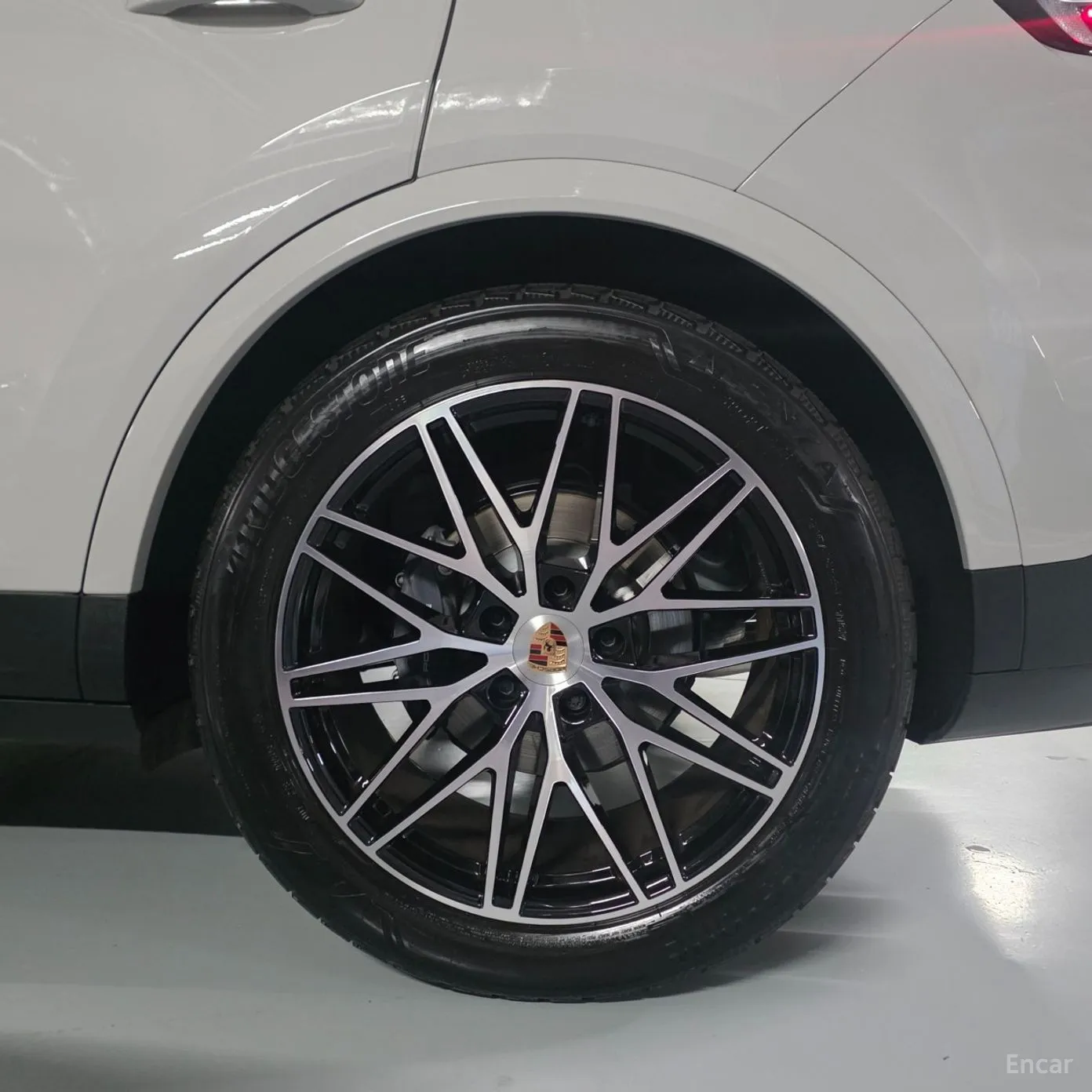 Porsche Cayenne (PO536) превью 7