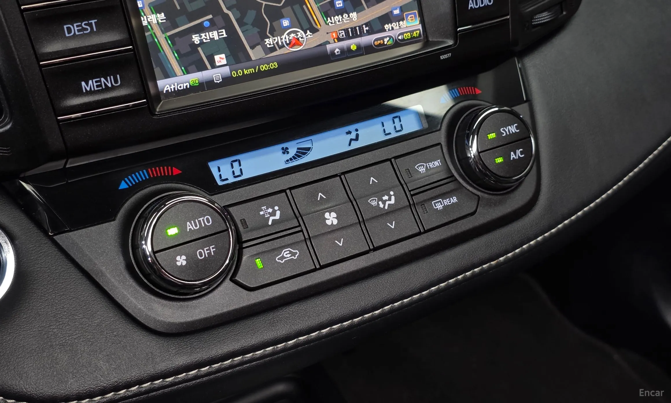 Toyota RAV4 превью 18