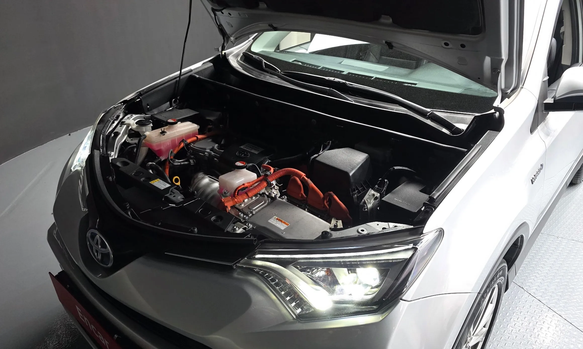 Toyota RAV4 превью 6