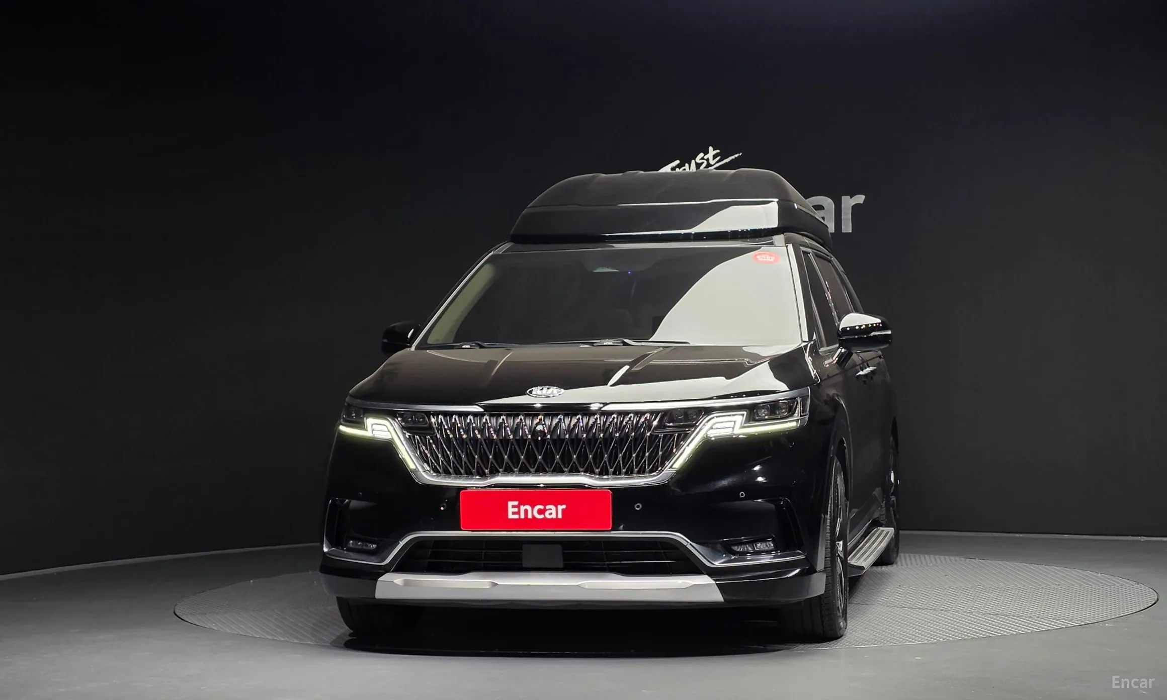 Kia Carnival Gen 4 превью 3