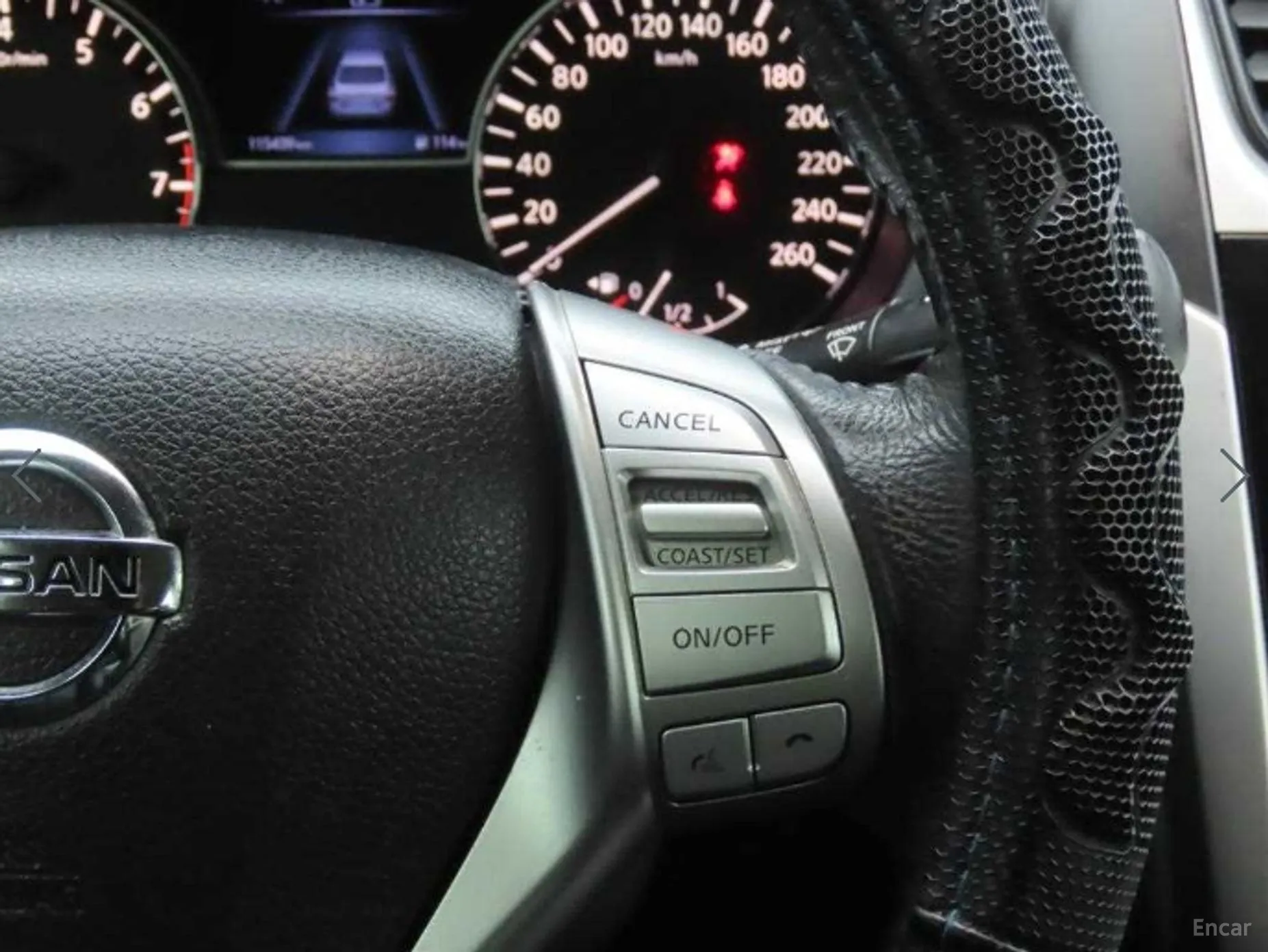 Nissan Altima превью 12