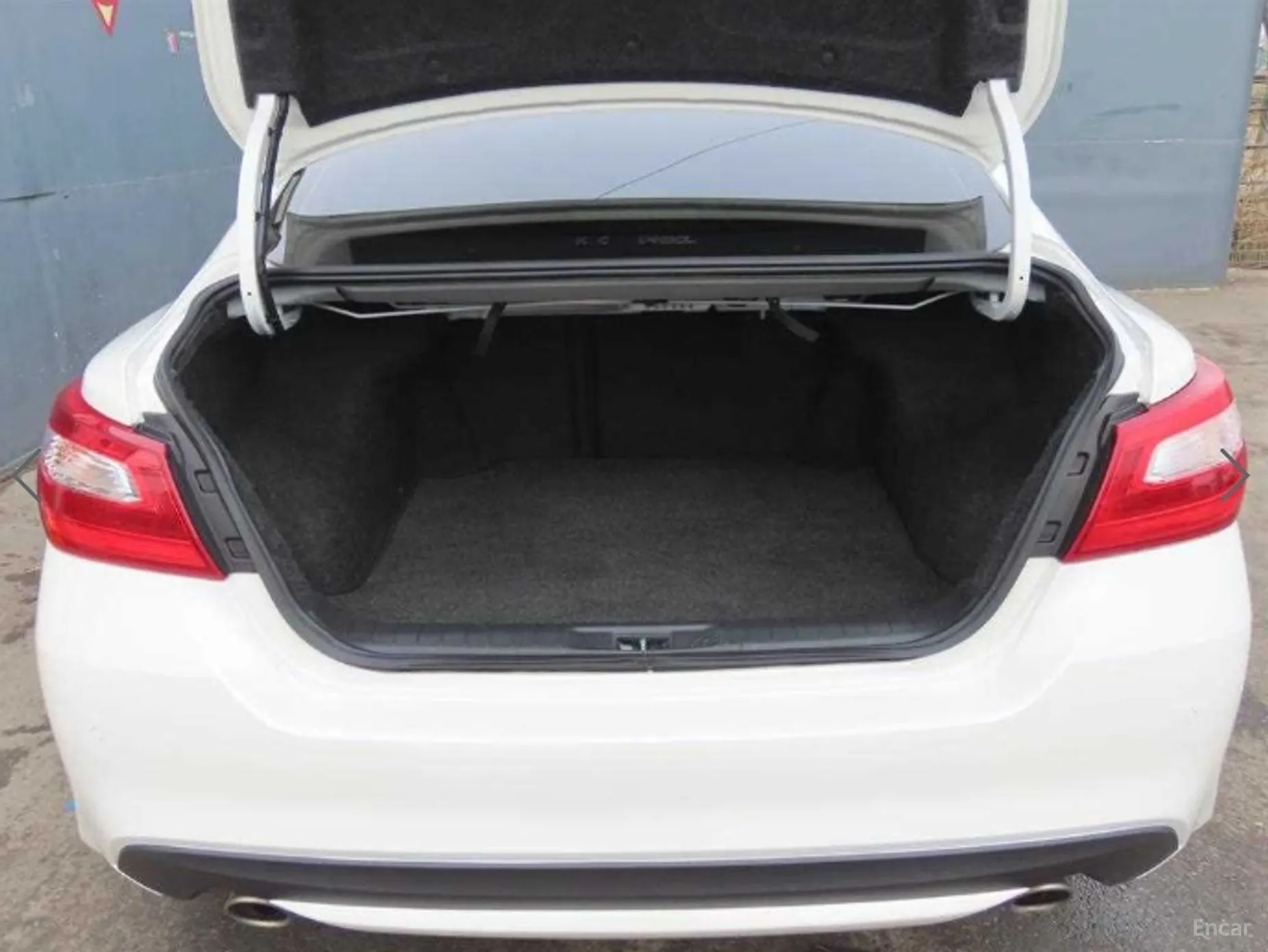 Nissan Altima превью 5