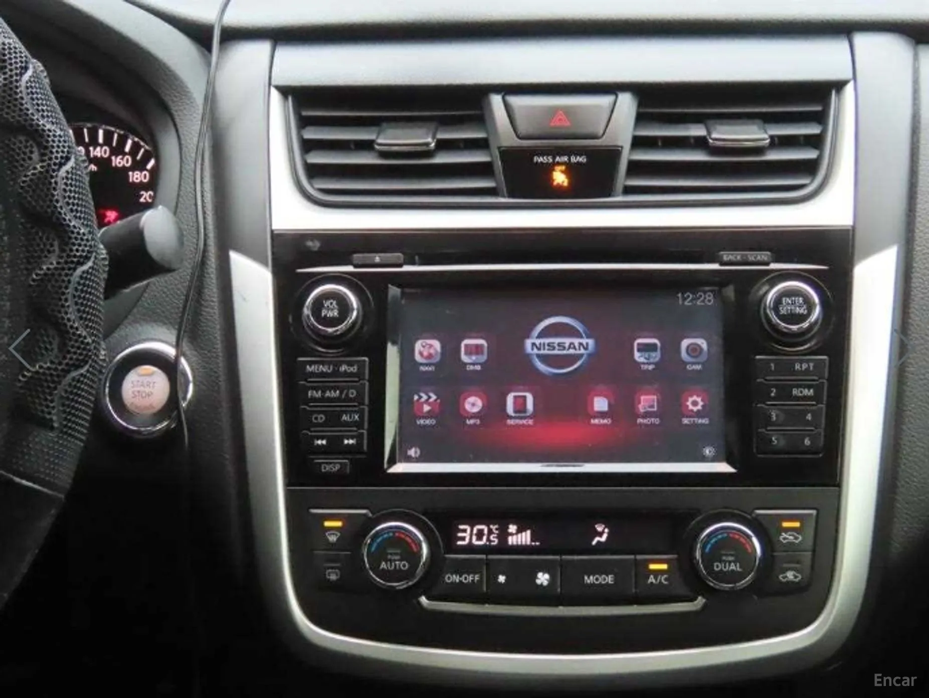 Nissan Altima превью 9