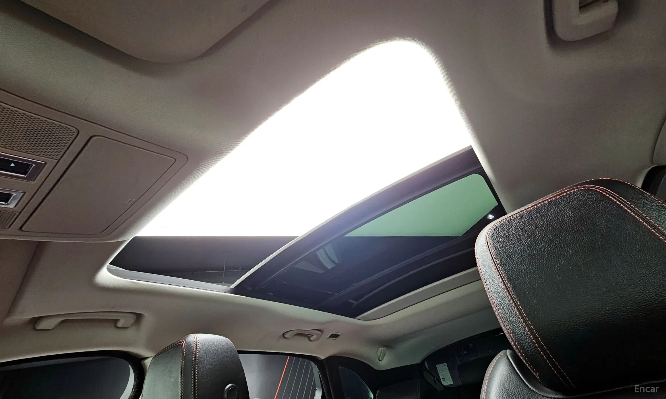 Jaguar F-PACE превью 19