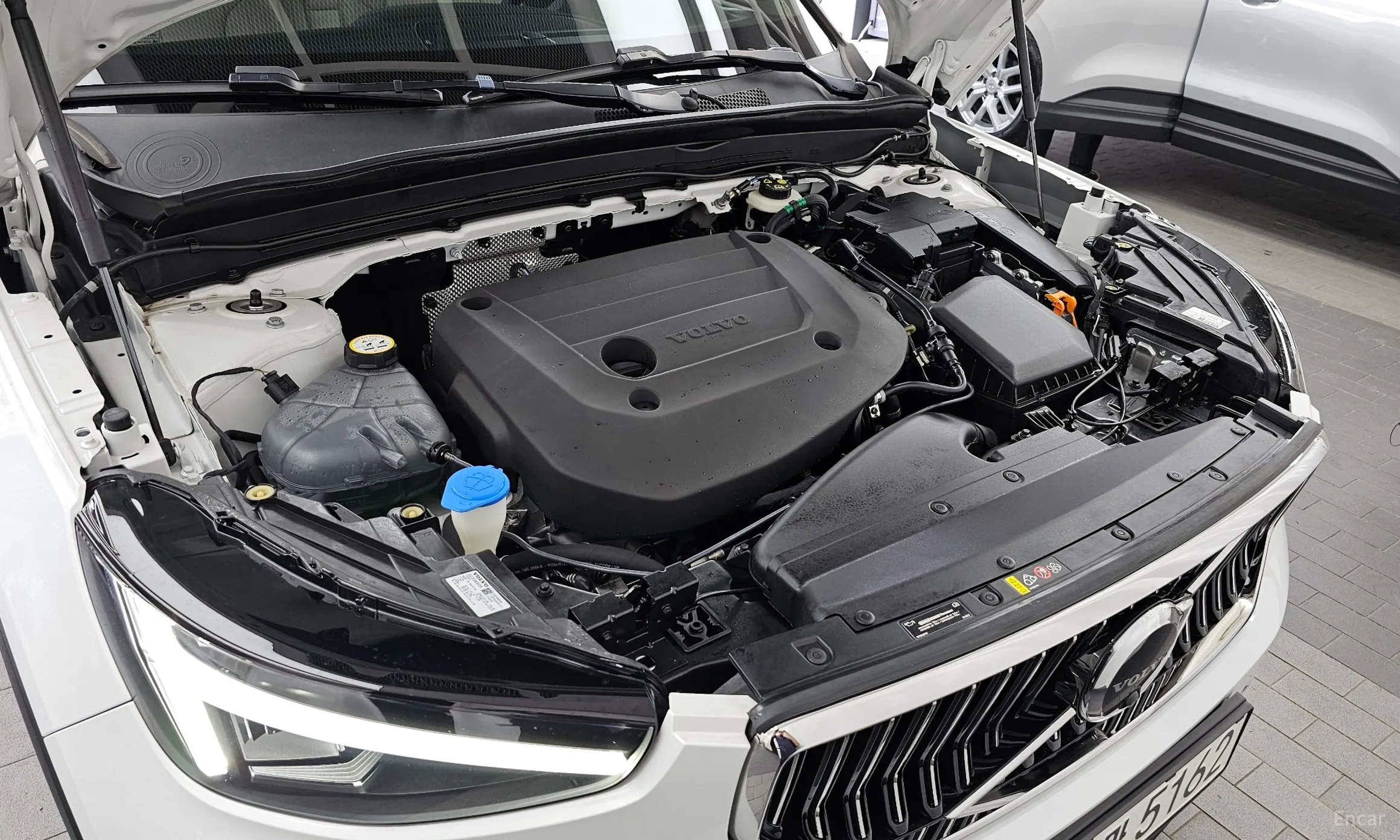 Volvo XC40 превью 6