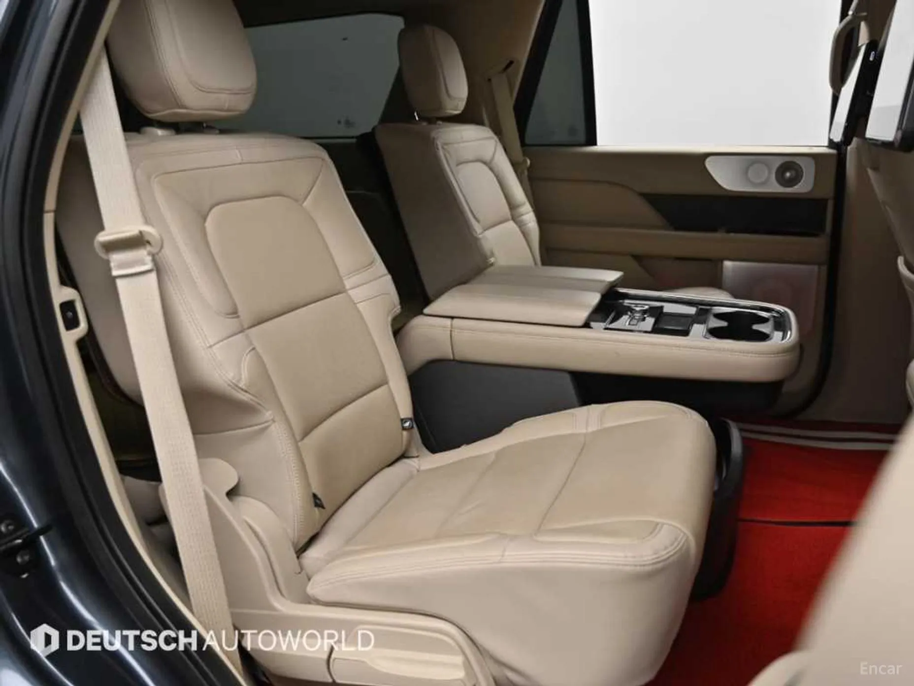 Lincoln Navigator 4th generation превью 11