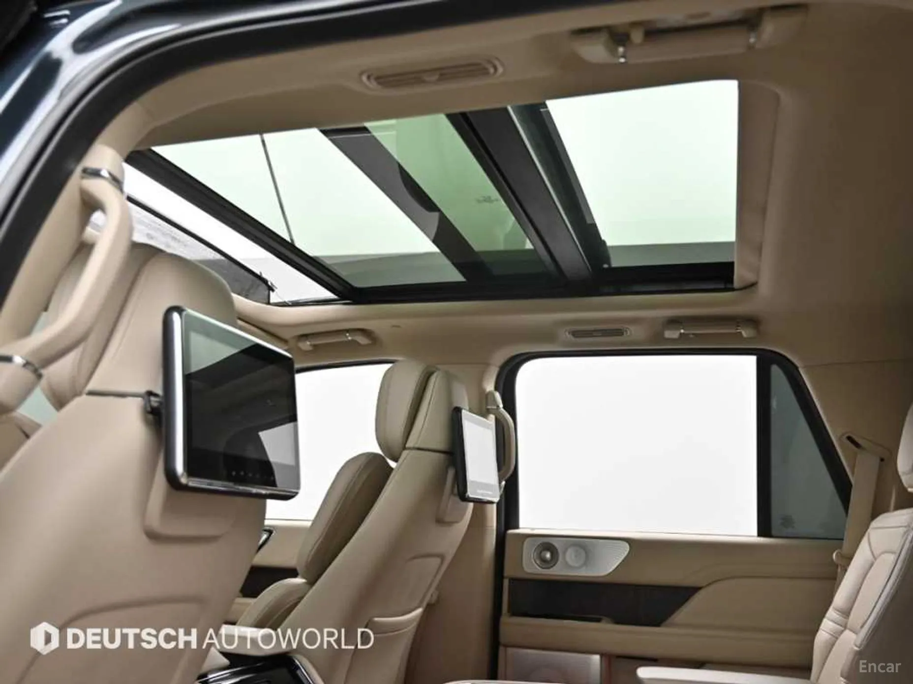 Lincoln Navigator 4th generation превью 18