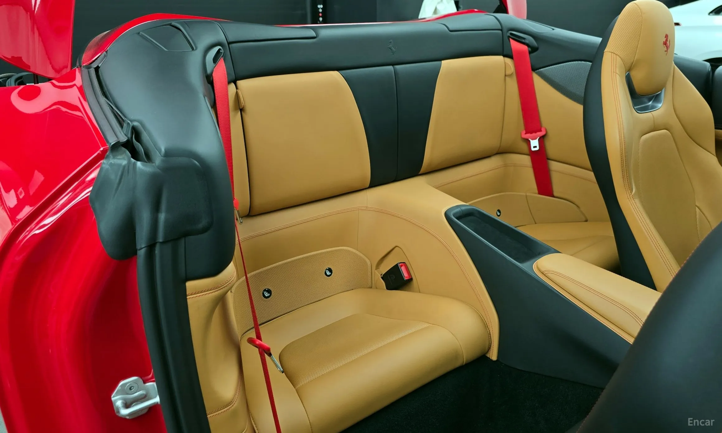 Ferrari Portofino превью 11