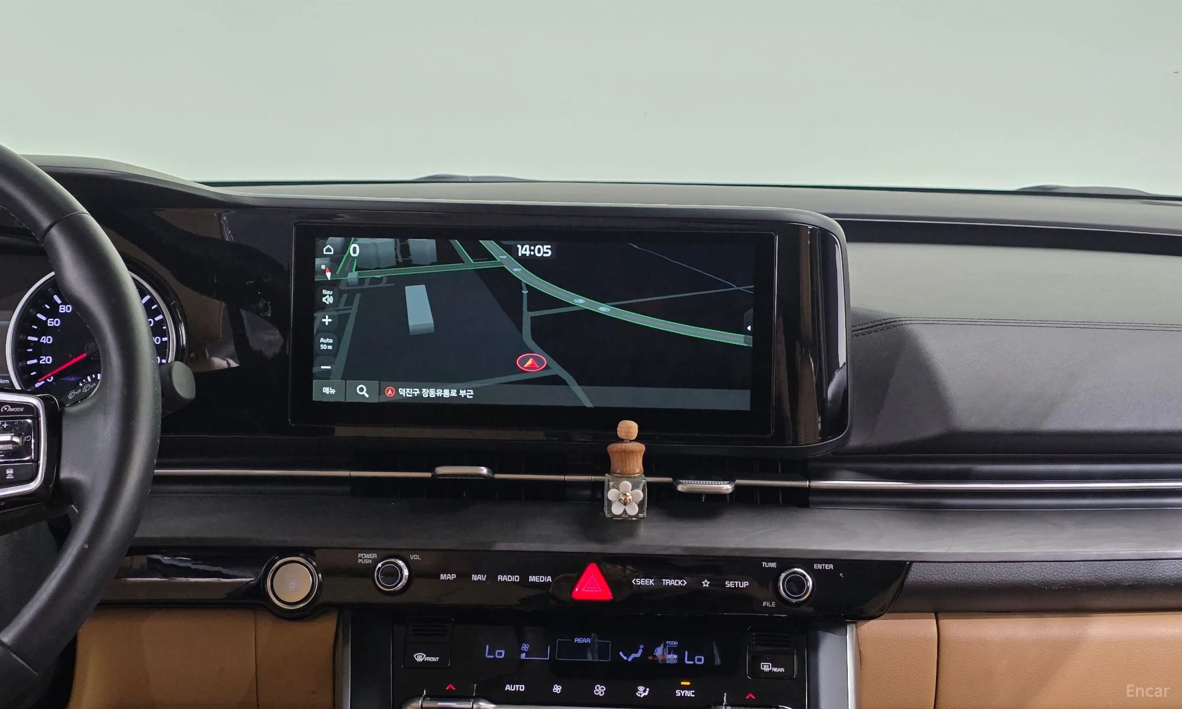 Kia Carnival Gen 4 превью 16
