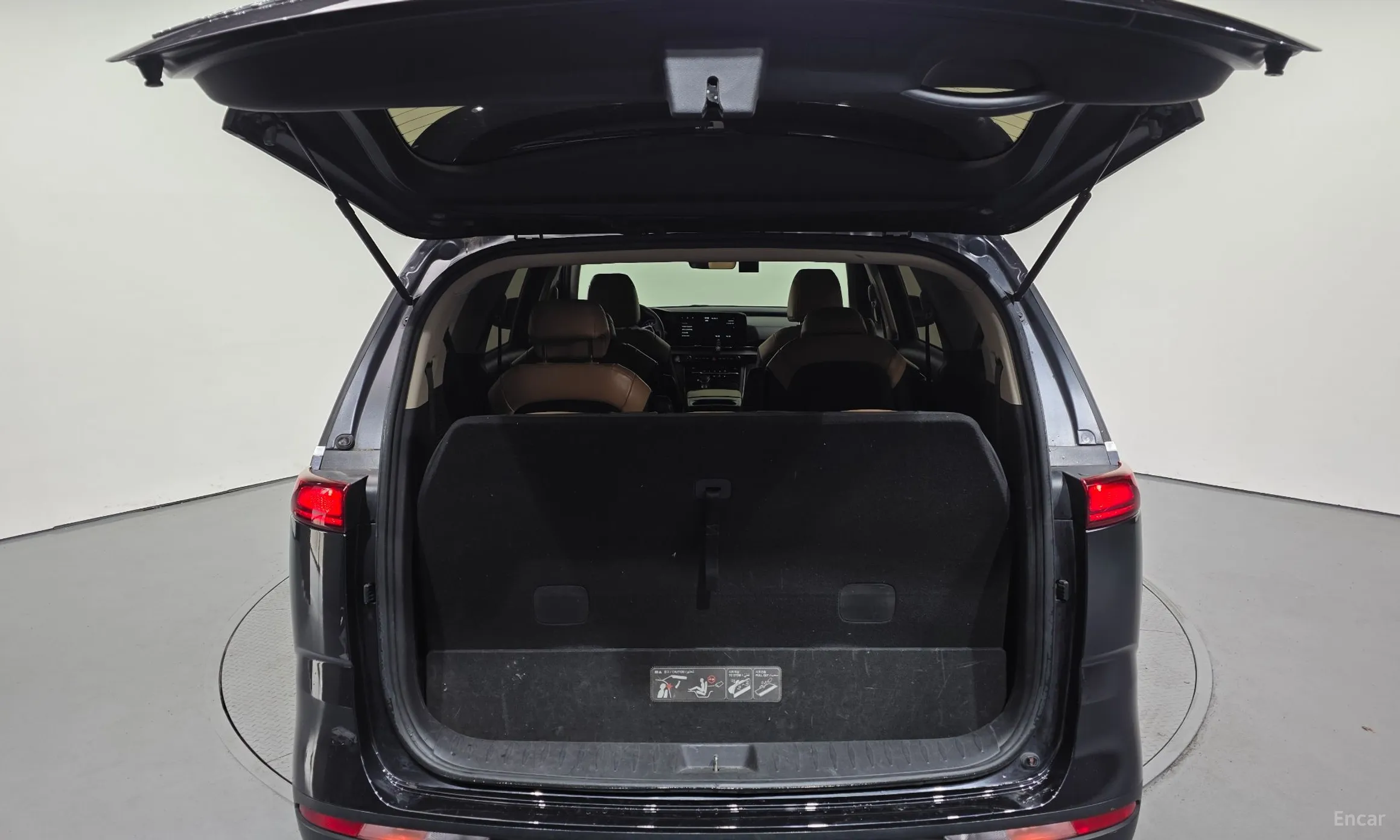 Kia Carnival Gen 4 превью 20
