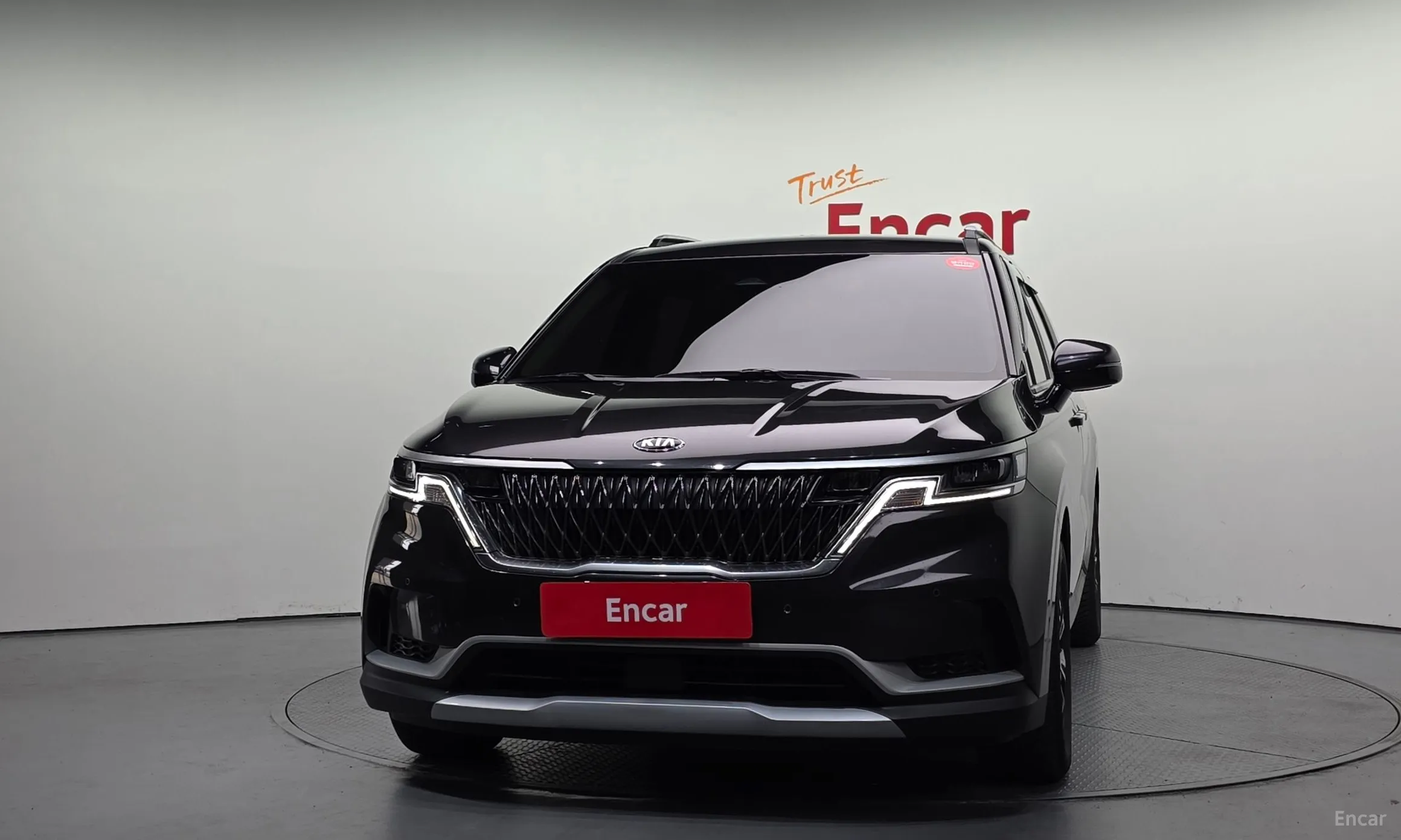 Kia Carnival Gen 4 превью 3
