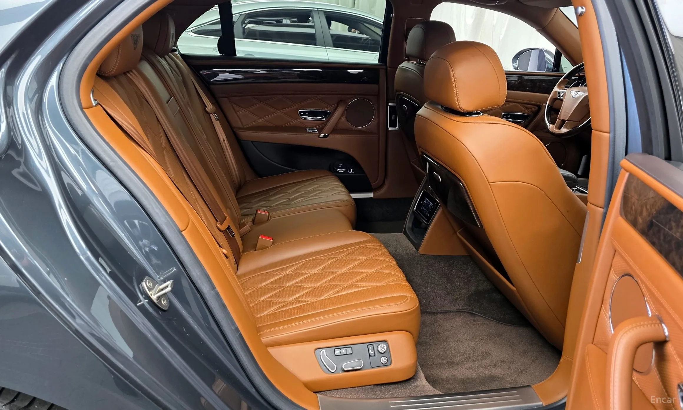 Bentley Flying Spur 2nd Generation превью 12