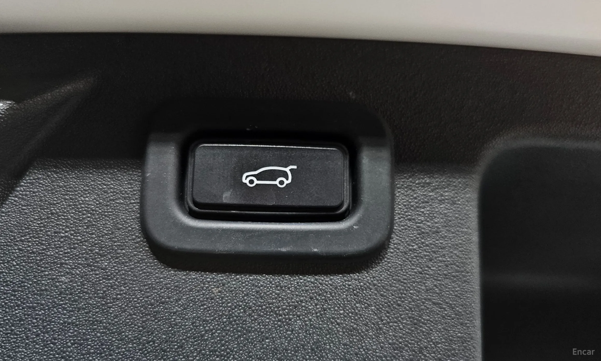 Land Rover Discovery Sports превью 16
