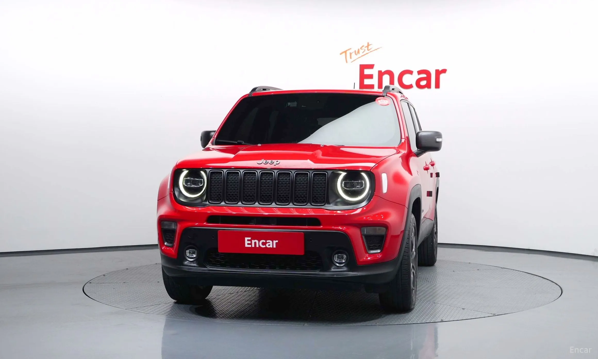 Jeep Renegade превью 3