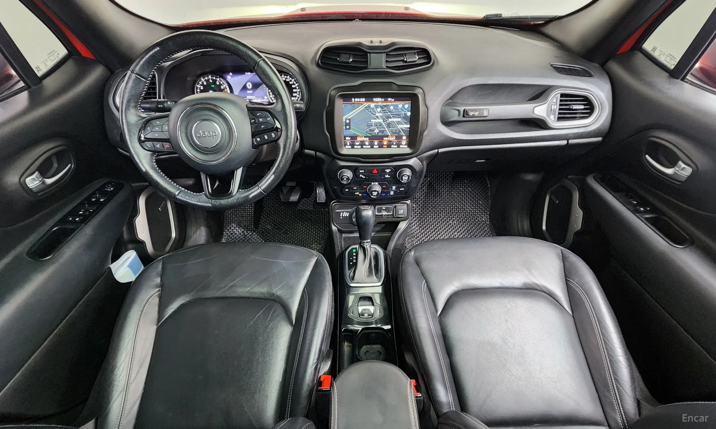 Jeep Renegade превью 7