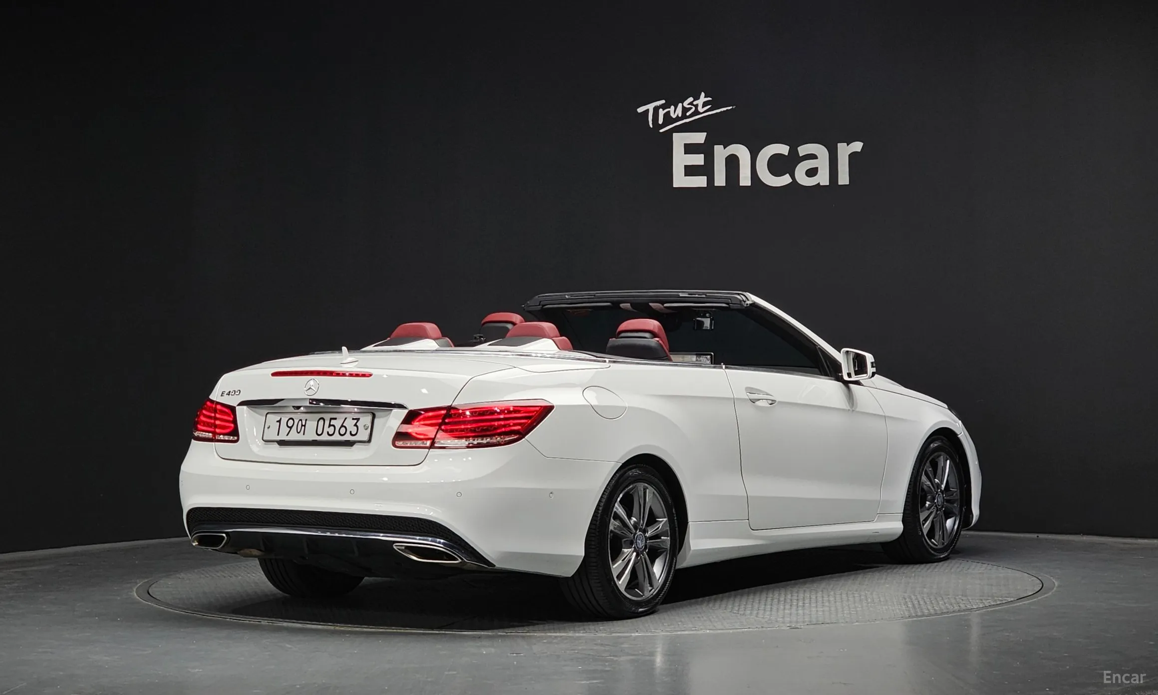 Mercedes Benz E-Class W212