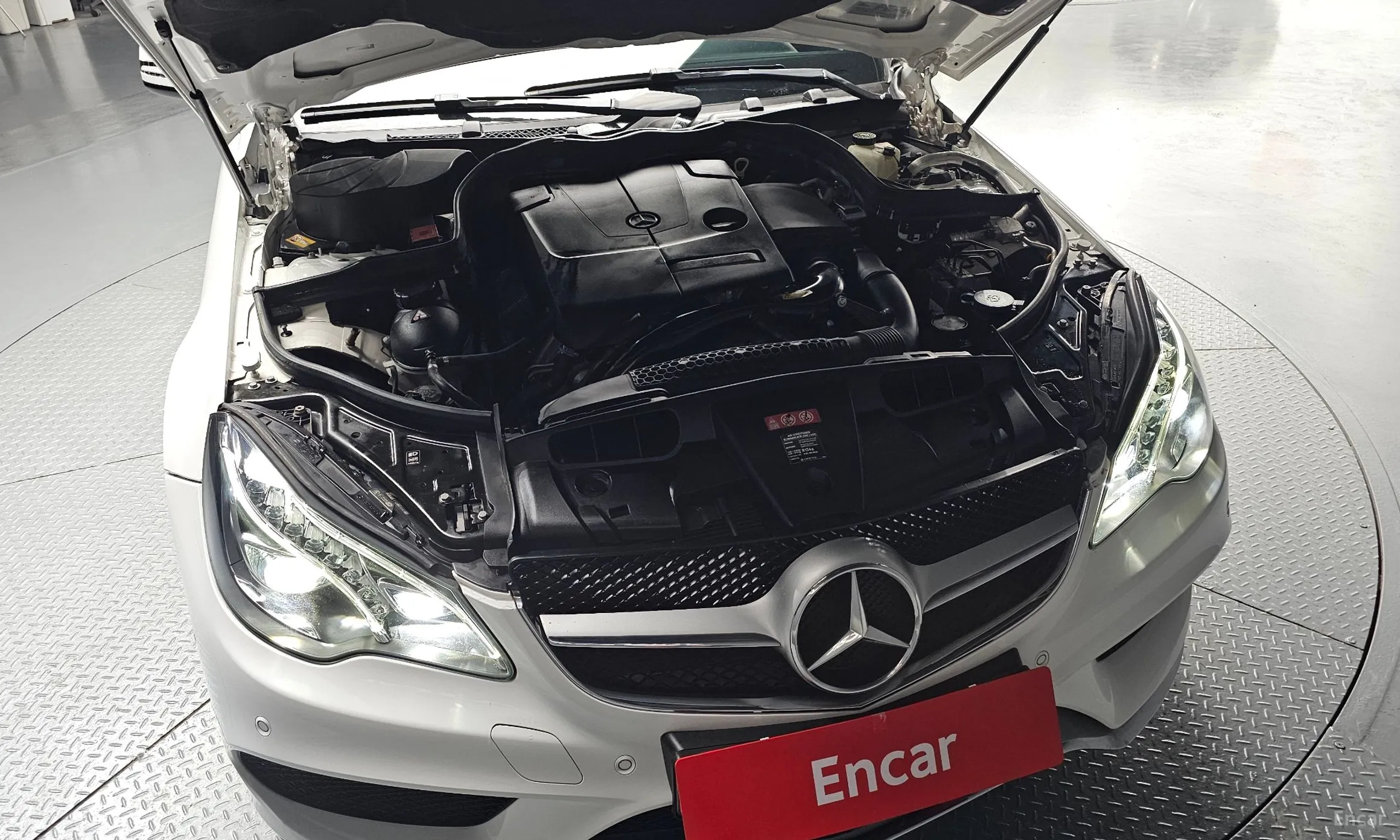 Mercedes Benz E-Class W212 превью 6
