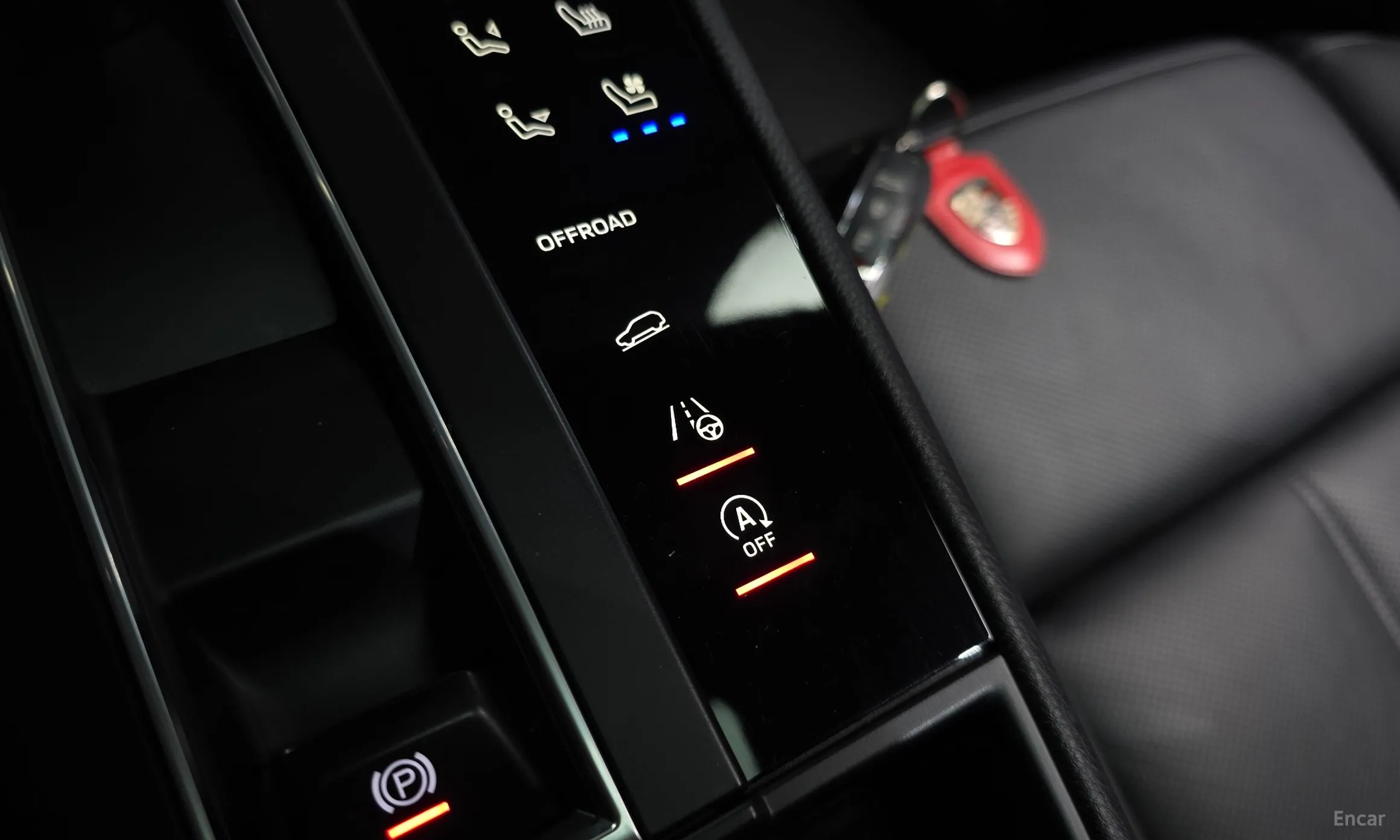 Porsche Macan превью 17
