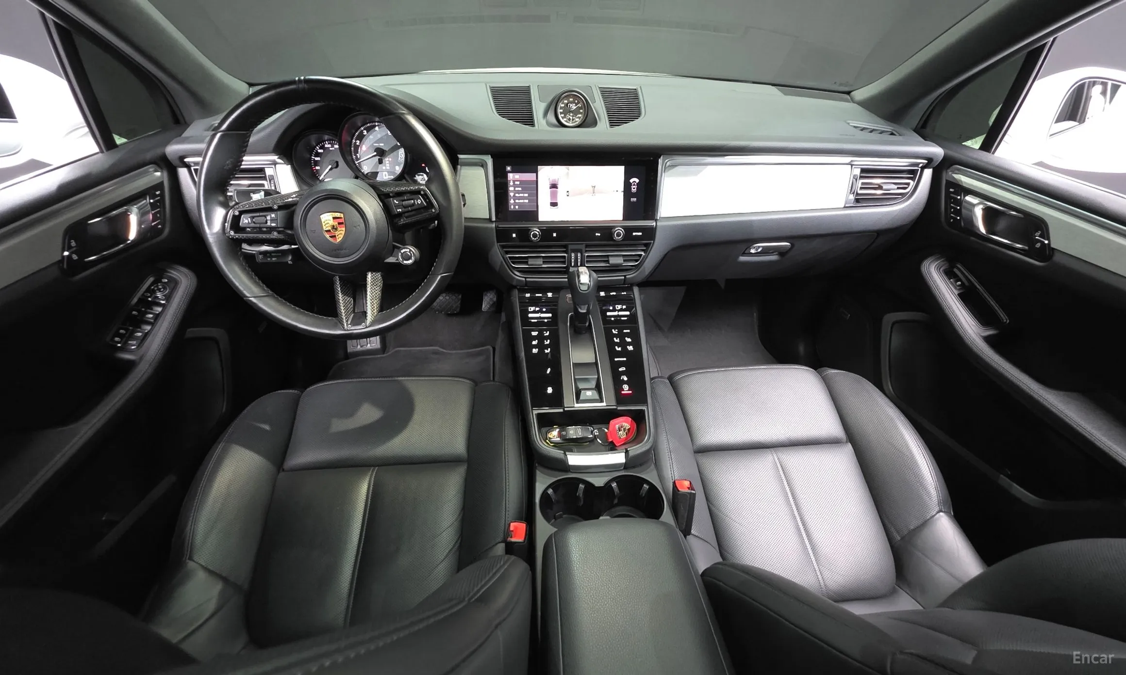 Porsche Macan превью 7