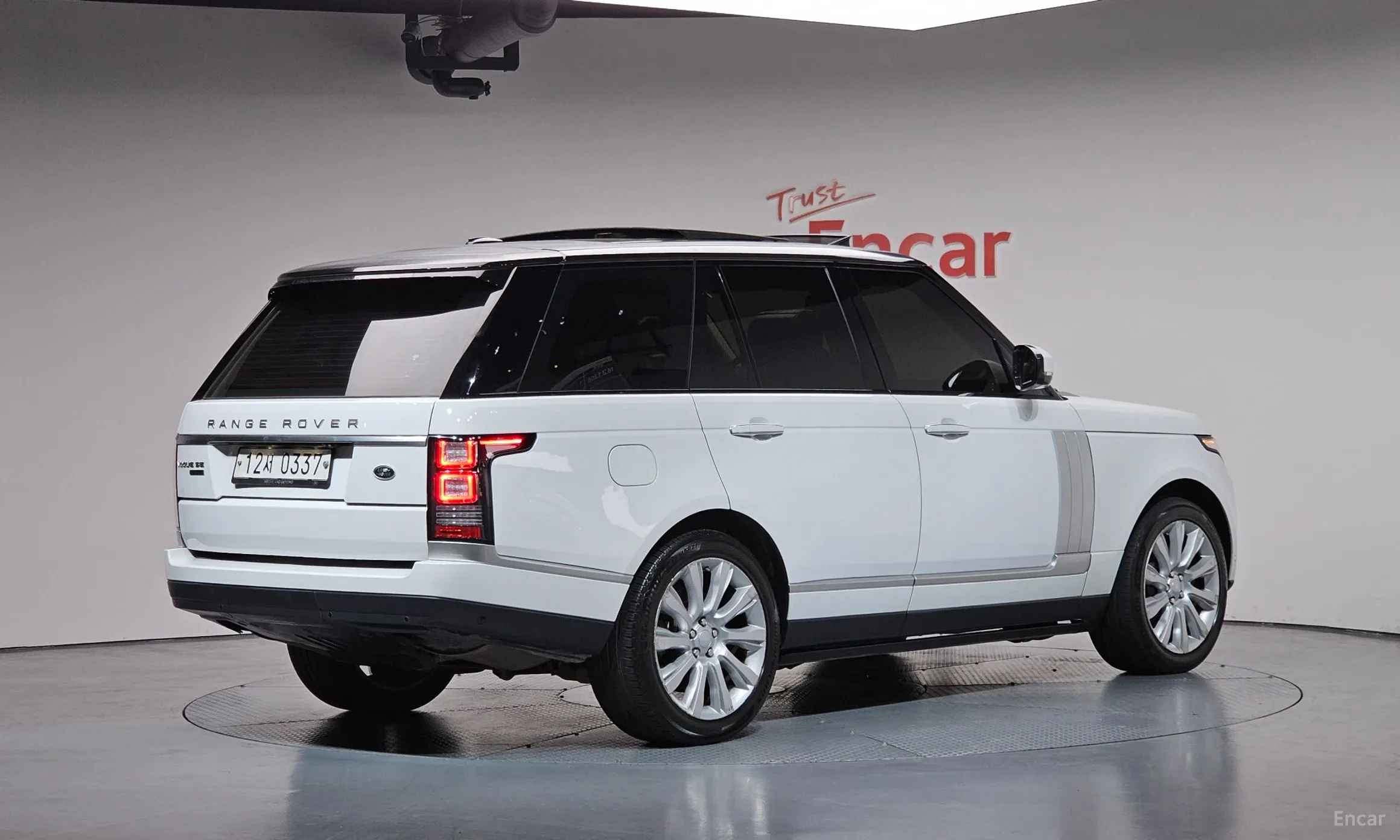 Land Rover Range Rover 4th Generation превью 2
