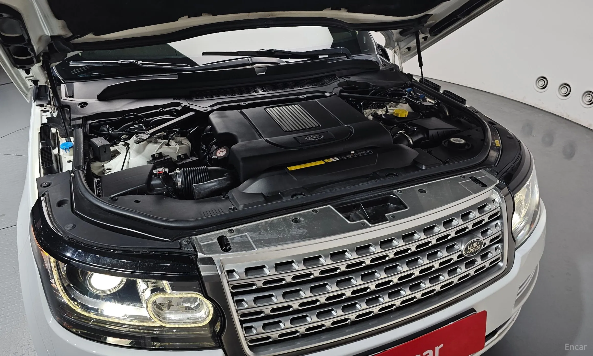Land Rover Range Rover 4th Generation превью 6