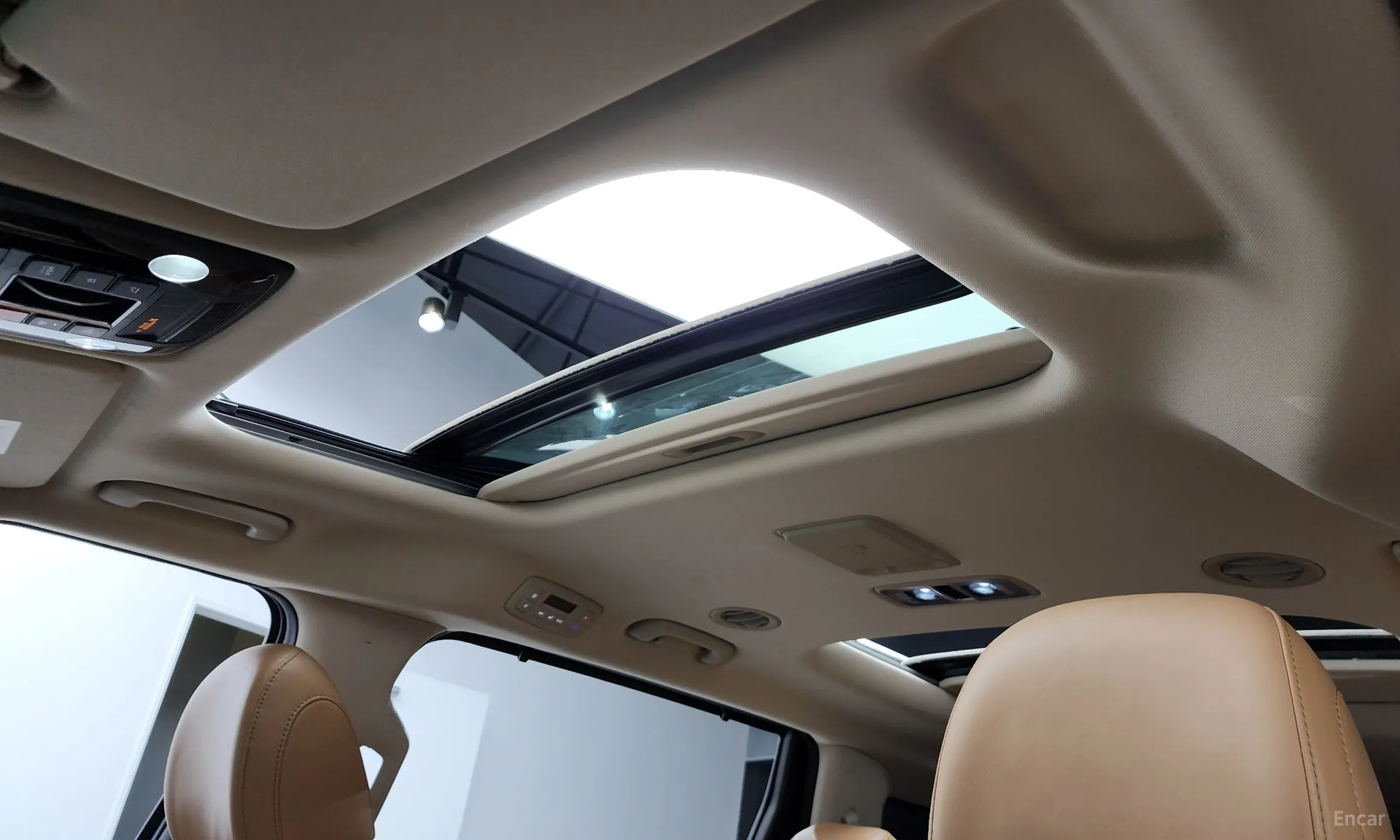 Kia Carnival Gen 4 превью 17