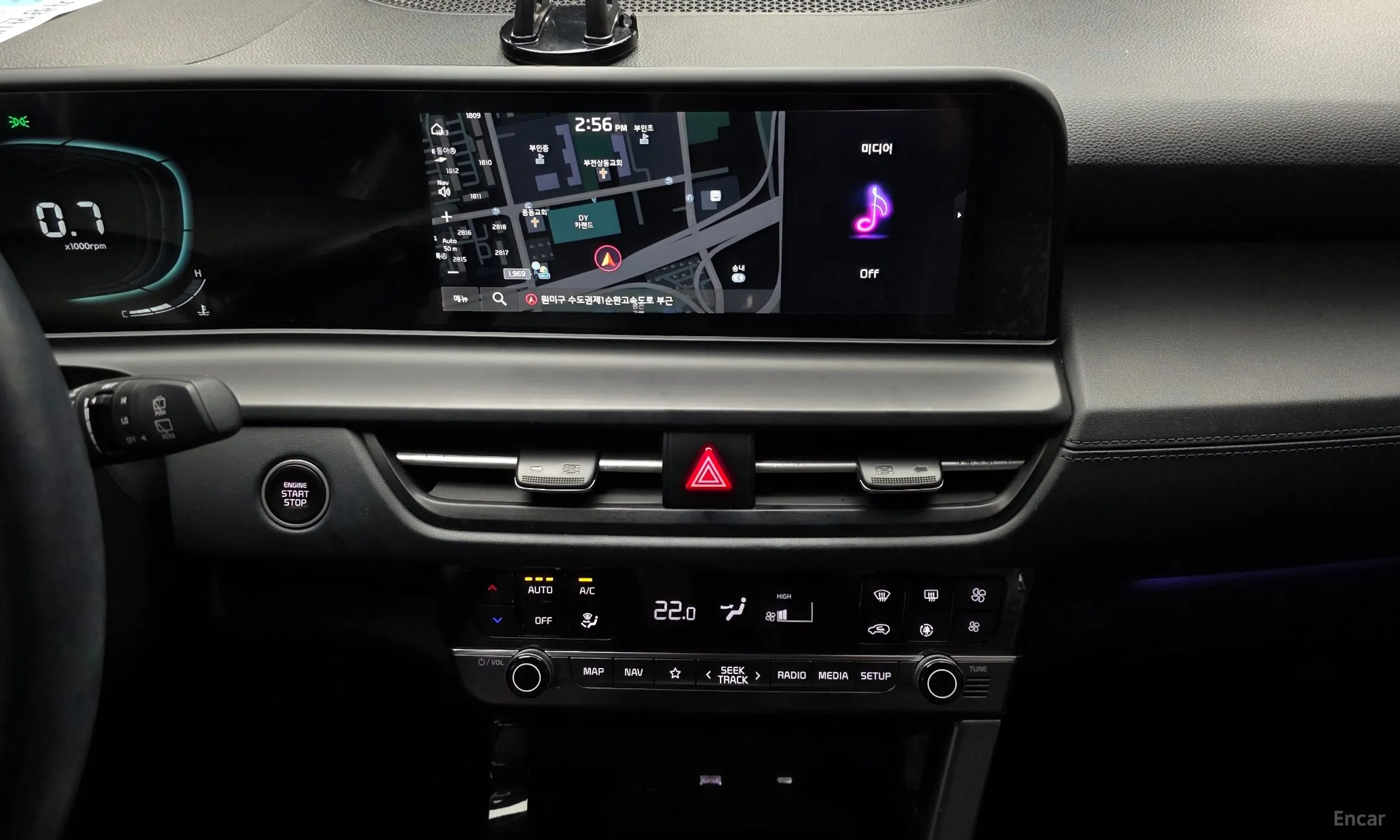 Kia Seltos превью 15
